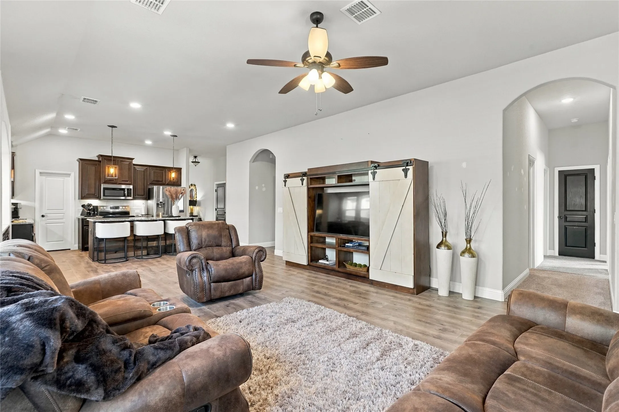 Single Family Residence For Sale in Tarrant County , 4117 Mountain Meadow Road, Fort Worth, Texas 76036, 4 Bedroom, 2 Bathroom, 2 Garage spaces, 2,042 Sqft, built in 2019, mls#21417440, Real Estate Agent in Fort Worth, Homes For Sale in Tarrant county, Homes For Sale in Fort Worth, Realtor in Fort Worth Texas, Real Estate Brokerage Independent Realty Texas, Luminita Cordes Realtor