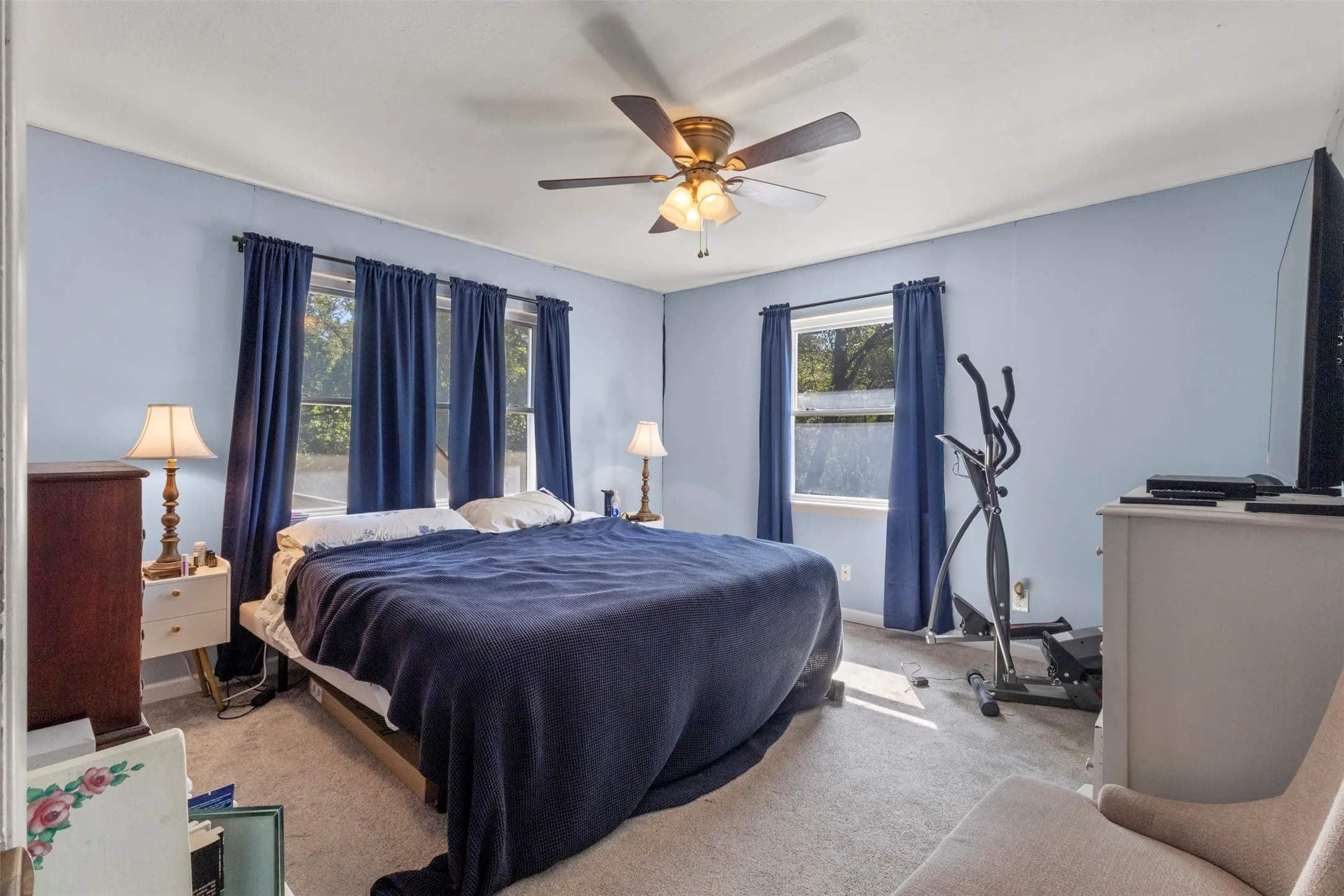 Single Family Residence For Sale in Collin County , 206 Watson Drive, Allen, Texas 75002, 5 Bedroom, 3 Bathroom, 2 Garage spaces, 2,649 Sqft, built in 1962, mls#21419729, Real Estate Agent in Allen, Homes For Sale in Collin county, Homes For Sale in Allen, Realtor in Allen Texas, Real Estate Brokerage Independent Realty Texas, Luminita Cordes Realtor