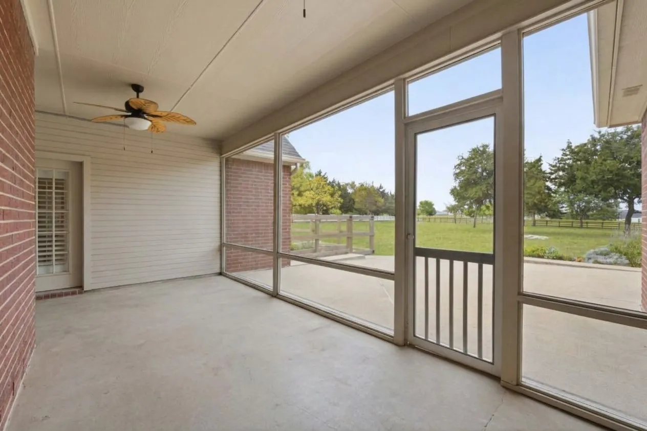 Single Family Residence For Sale in Collin County , 15 Brookhollow Circle, Melissa, Texas 75454, 5 Bedroom, 4 Bathroom, 2 Garage spaces, 3,439 Sqft, built in 1996, mls#21419932, Real Estate Agent in Melissa, Homes For Sale in Collin county, Homes For Sale in Melissa, Realtor in Melissa Texas, Real Estate Brokerage Independent Realty Texas, Luminita Cordes Realtor