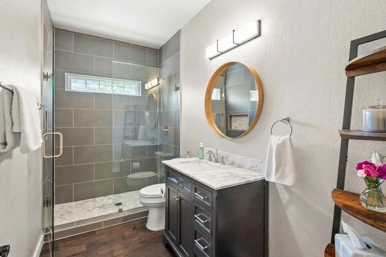 Single Family Residence For Sale in Collin County , 15 Brookhollow Circle, Melissa, Texas 75454, 5 Bedroom, 4 Bathroom, 2 Garage spaces, 3,439 Sqft, built in 1996, mls#21419932, Real Estate Agent in Melissa, Homes For Sale in Collin county, Homes For Sale in Melissa, Realtor in Melissa Texas, Real Estate Brokerage Independent Realty Texas, Luminita Cordes Realtor