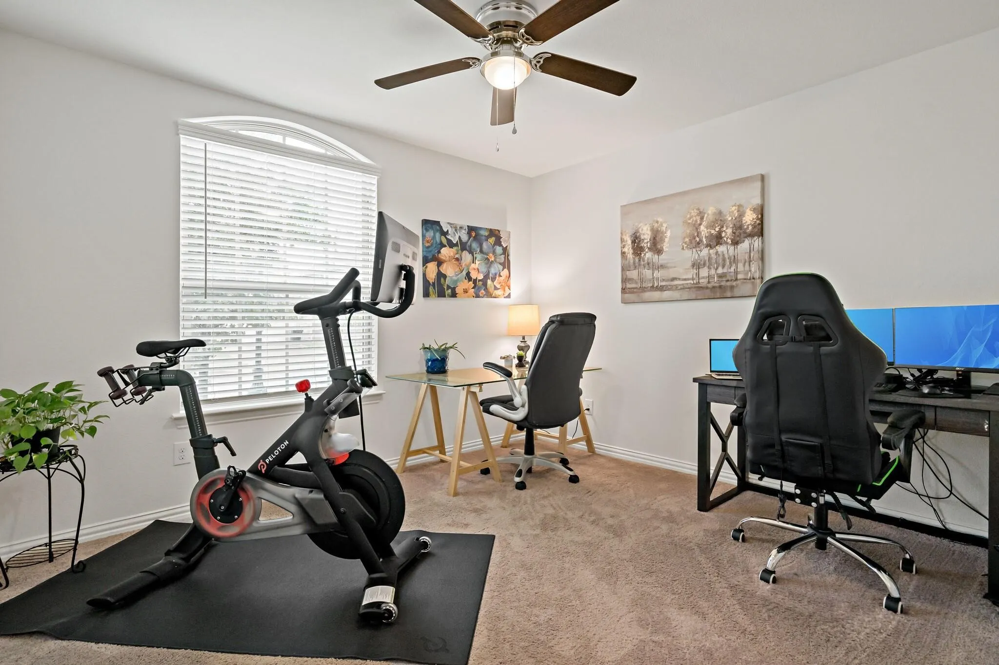 Single Family Residence For Rent in Denton County , 4533 Conrad Avenue, Celina, Texas 76227, 4 Bedroom, 2 Bathroom, 2 Garage spaces, 2,018 Sqft, built in 2019, mls#21418818, Real Estate Agent in Celina, Homes For Rent in Denton county, Homes For Rent in Celina, Realtor in Celina Texas, Real Estate Brokerage Independent Realty Texas, Luminita Cordes Realtor