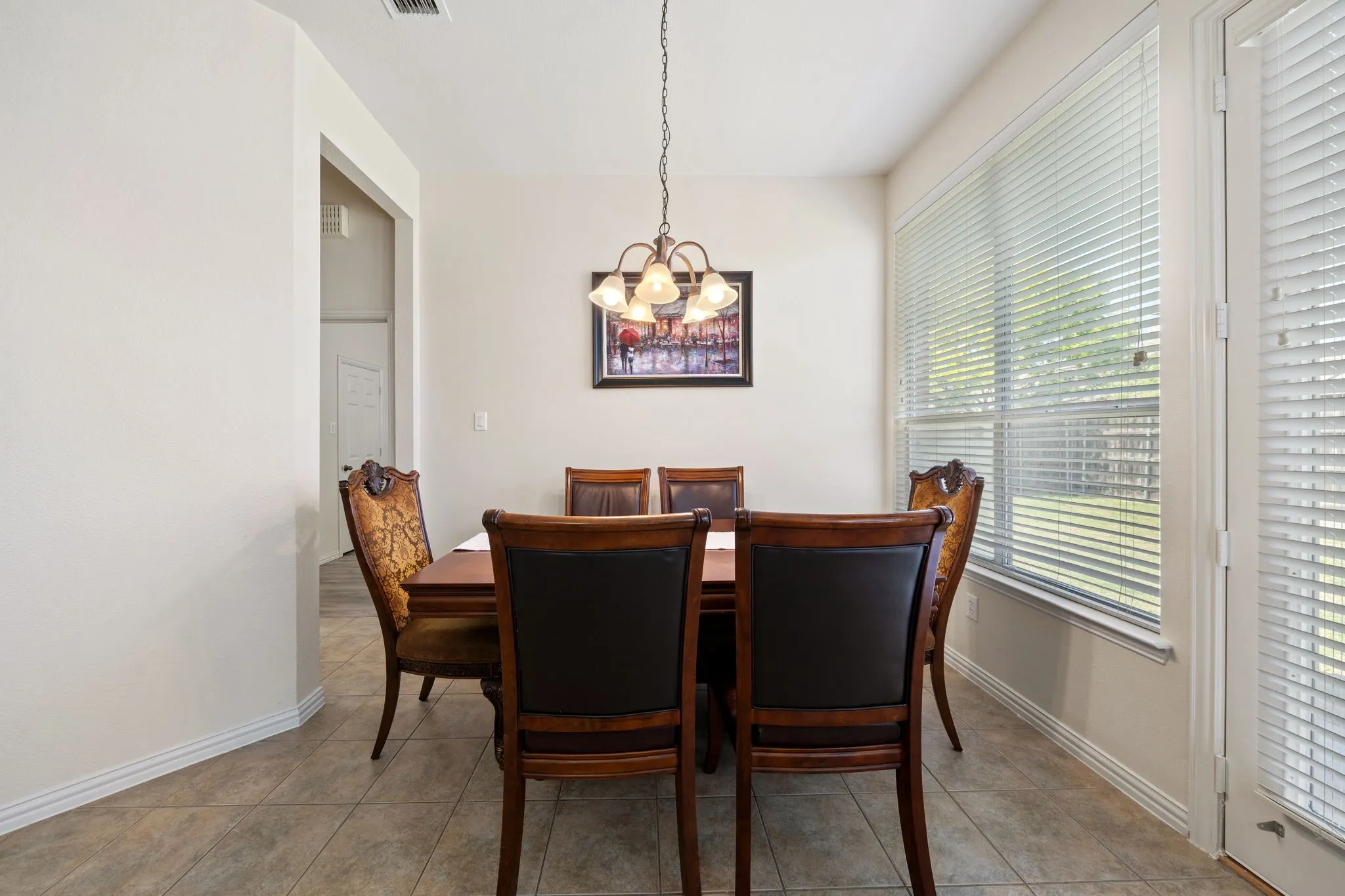 Single Family Residence For Rent in Denton County , 2653 Whispering Trl Unit 8, Little Elm, Texas 75068, 4 Bedroom, 3 Bathroom, 2 Garage spaces, 2,293 Sqft, built in 2004, mls#21416660, Real Estate Agent in Little Elm, Homes For Rent in Denton county, Homes For Rent in Little Elm, Realtor in Little Elm Texas, Real Estate Brokerage Independent Realty Texas, Luminita Cordes Realtor