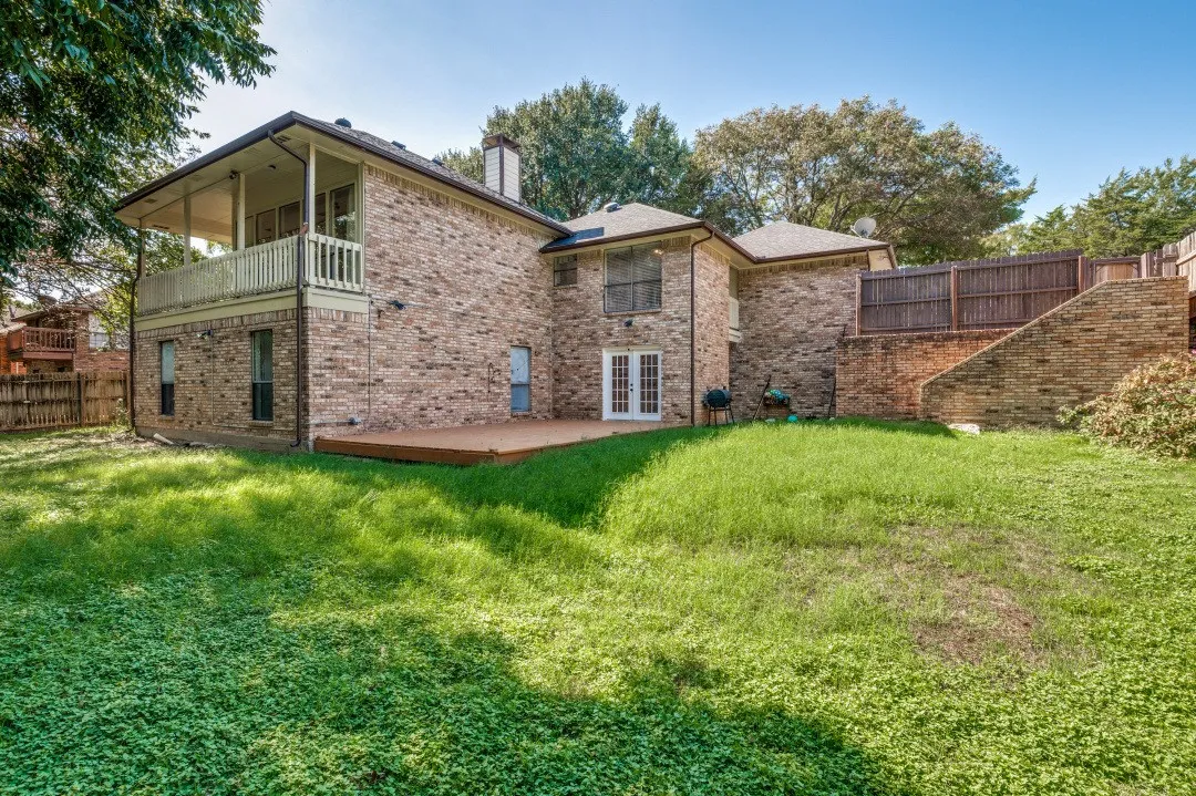 Single Family Residence For Rent in Dallas County , 553 Ten Mile Drive, De Soto, Texas 75115, 5 Bedroom, 4 Bathroom, 2 Garage spaces, 2,419 Sqft, built in 1986, mls#21420059, Real Estate Agent in De Soto, Homes For Rent in Dallas county, Homes For Rent in De Soto, Realtor in De Soto Texas, Real Estate Brokerage Independent Realty Texas, Luminita Cordes Realtor