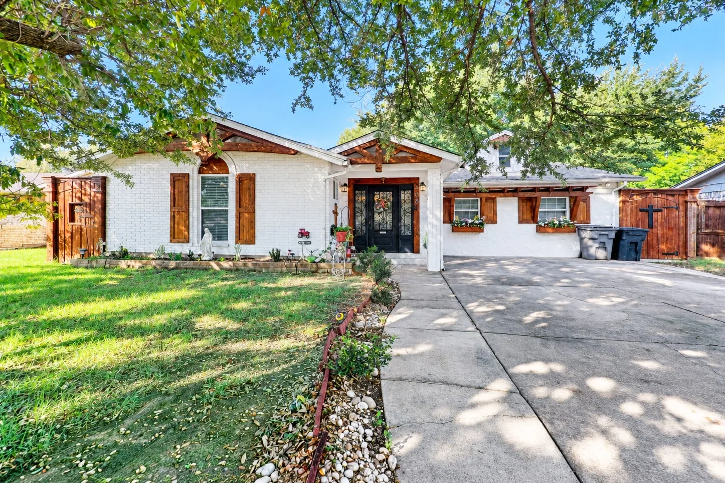 spacious concrete driveway