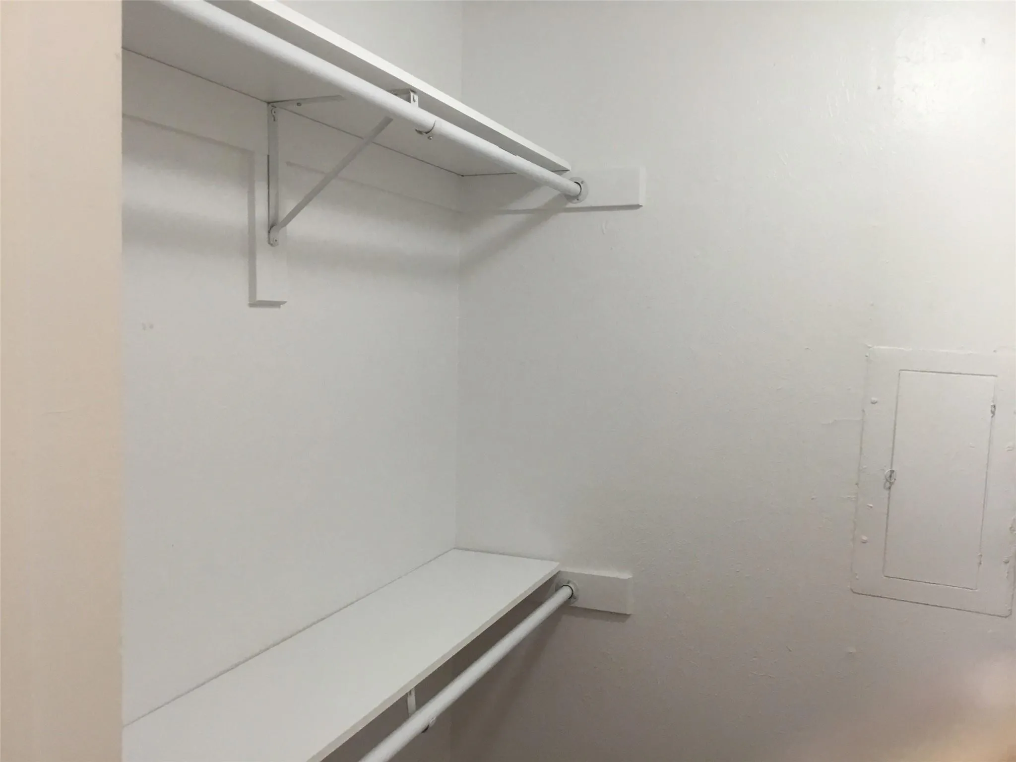 Condominium For Rent in Dallas County , 8110 Skillman Street 1051, Dallas, Texas 75231, 2 Bedroom, 1 Bathroom, Garage spaces, 723 Sqft, built in 1980, mls#21419417, Real Estate Agent in Dallas, Homes For Rent in Dallas county, Homes For Rent in Dallas, Realtor in Dallas Texas, Real Estate Brokerage Independent Realty Texas, Luminita Cordes Realtor