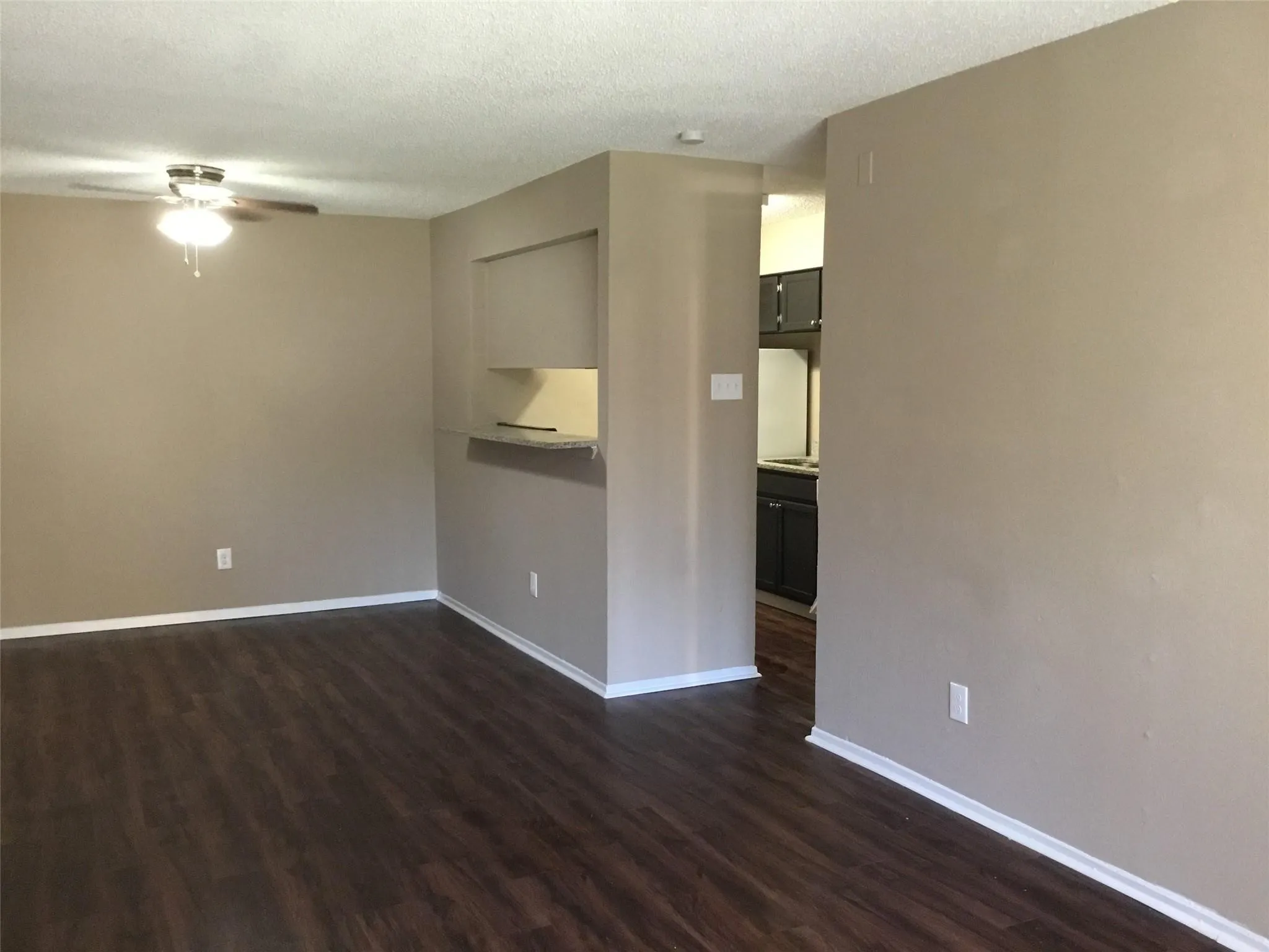 Condominium For Rent in Dallas County , 8110 Skillman Street 1051, Dallas, Texas 75231, 2 Bedroom, 1 Bathroom, Garage spaces, 723 Sqft, built in 1980, mls#21419417, Real Estate Agent in Dallas, Homes For Rent in Dallas county, Homes For Rent in Dallas, Realtor in Dallas Texas, Real Estate Brokerage Independent Realty Texas, Luminita Cordes Realtor