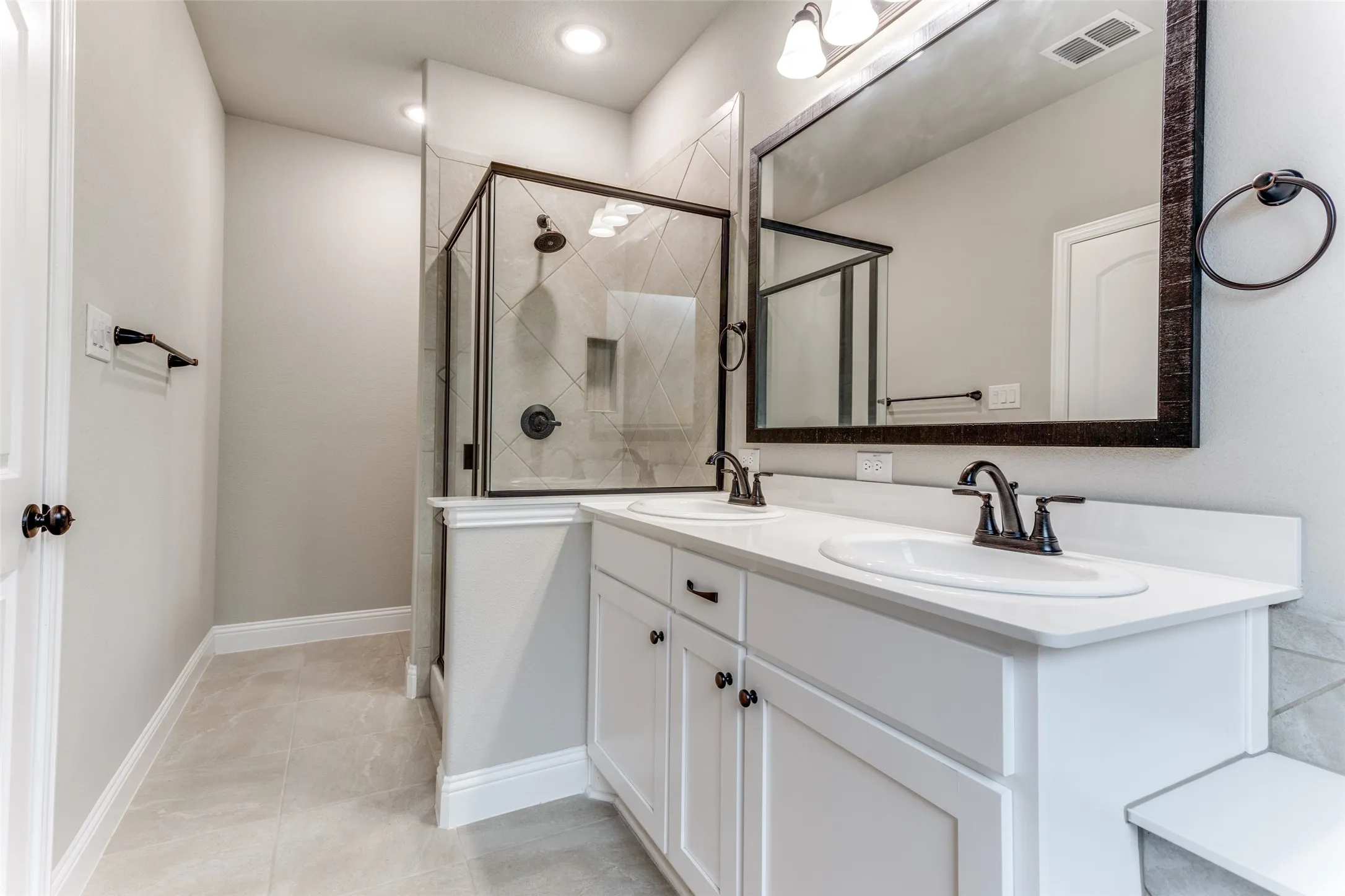 Single Family Residence For Rent in Collin County , 506 Weston Street, Wylie, Texas 75098, 3 Bedroom, 2 Bathroom, 2 Garage spaces, 1,621 Sqft, built in 2021, mls#21420086, Real Estate Agent in Wylie, Homes For Rent in Collin county, Homes For Rent in Wylie, Realtor in Wylie Texas, Real Estate Brokerage Independent Realty Texas, Luminita Cordes Realtor