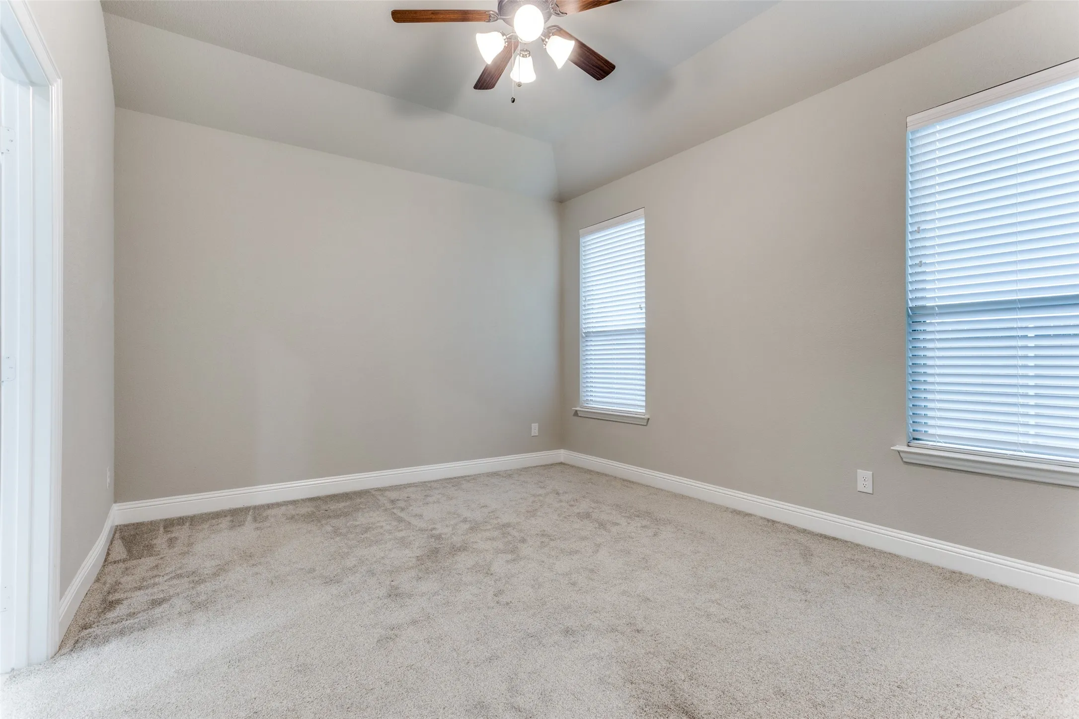 Single Family Residence For Rent in Collin County , 506 Weston Street, Wylie, Texas 75098, 3 Bedroom, 2 Bathroom, 2 Garage spaces, 1,621 Sqft, built in 2021, mls#21420086, Real Estate Agent in Wylie, Homes For Rent in Collin county, Homes For Rent in Wylie, Realtor in Wylie Texas, Real Estate Brokerage Independent Realty Texas, Luminita Cordes Realtor