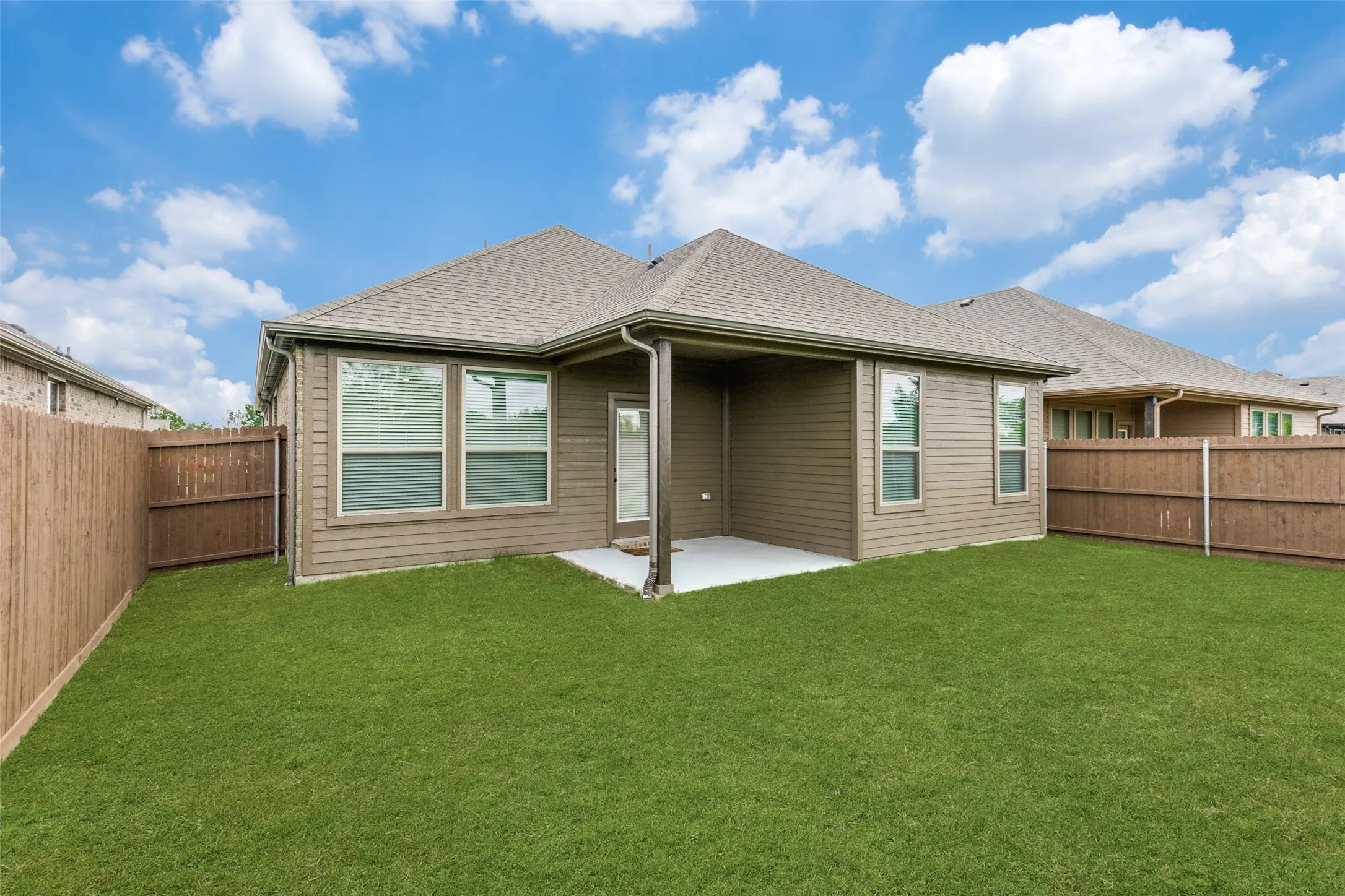 Single Family Residence For Rent in Collin County , 506 Weston Street, Wylie, Texas 75098, 3 Bedroom, 2 Bathroom, 2 Garage spaces, 1,621 Sqft, built in 2021, mls#21420086, Real Estate Agent in Wylie, Homes For Rent in Collin county, Homes For Rent in Wylie, Realtor in Wylie Texas, Real Estate Brokerage Independent Realty Texas, Luminita Cordes Realtor