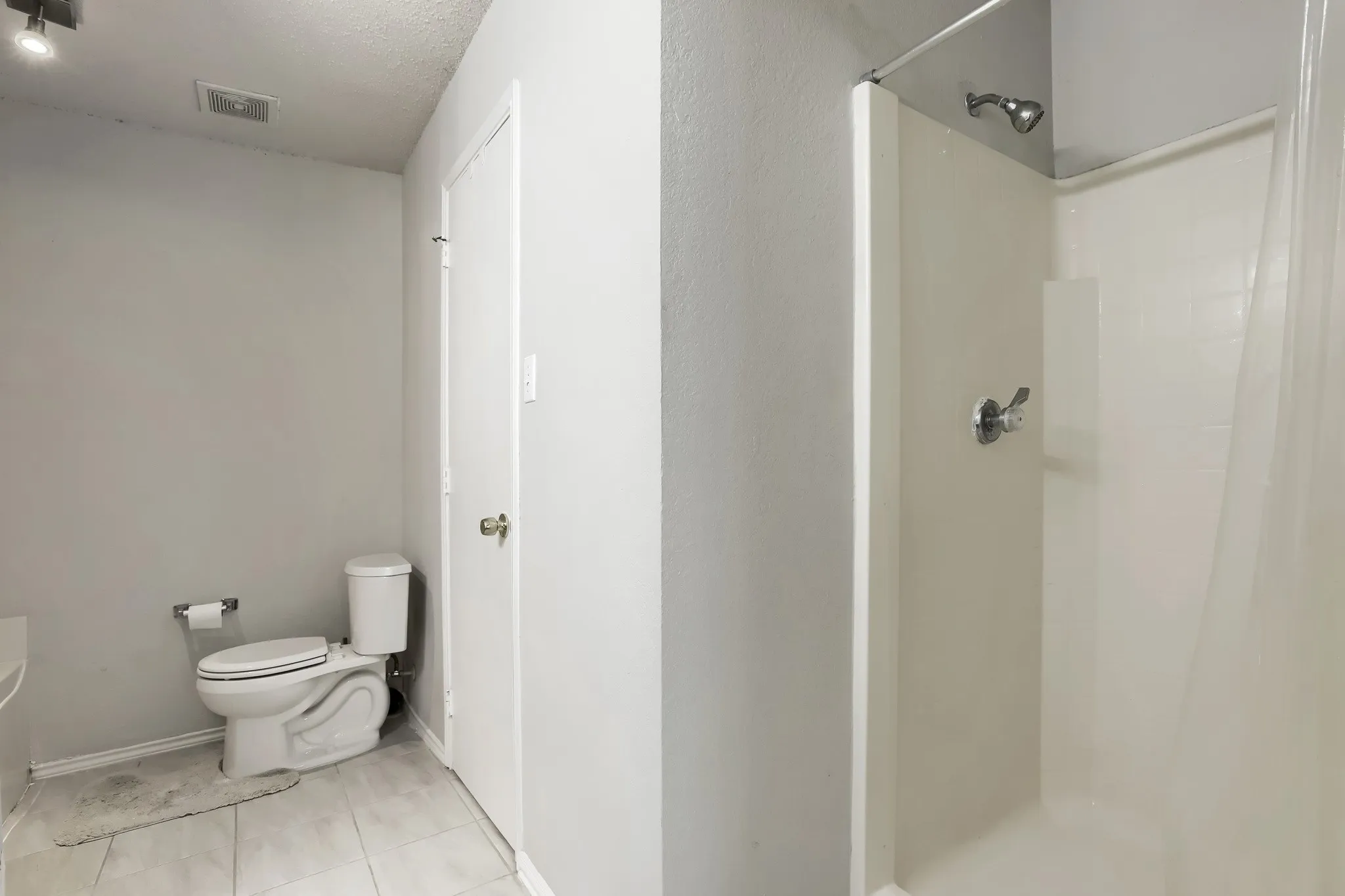 Primary Bath - Separate Shower