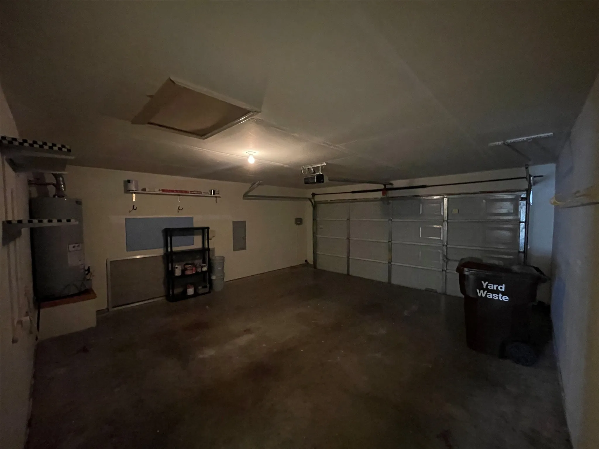 Single Family Residence For Sale in Denton County , 909 Greenbend Drive, Denton, Texas 76210, 3 Bedroom, 2 Bathroom, 2 Garage spaces, 1,515 Sqft, built in 2000, mls#21418965, Real Estate Agent in Denton, Homes For Sale in Denton county, Homes For Sale in Denton, Realtor in Denton Texas, Real Estate Brokerage Independent Realty Texas, Luminita Cordes Realtor