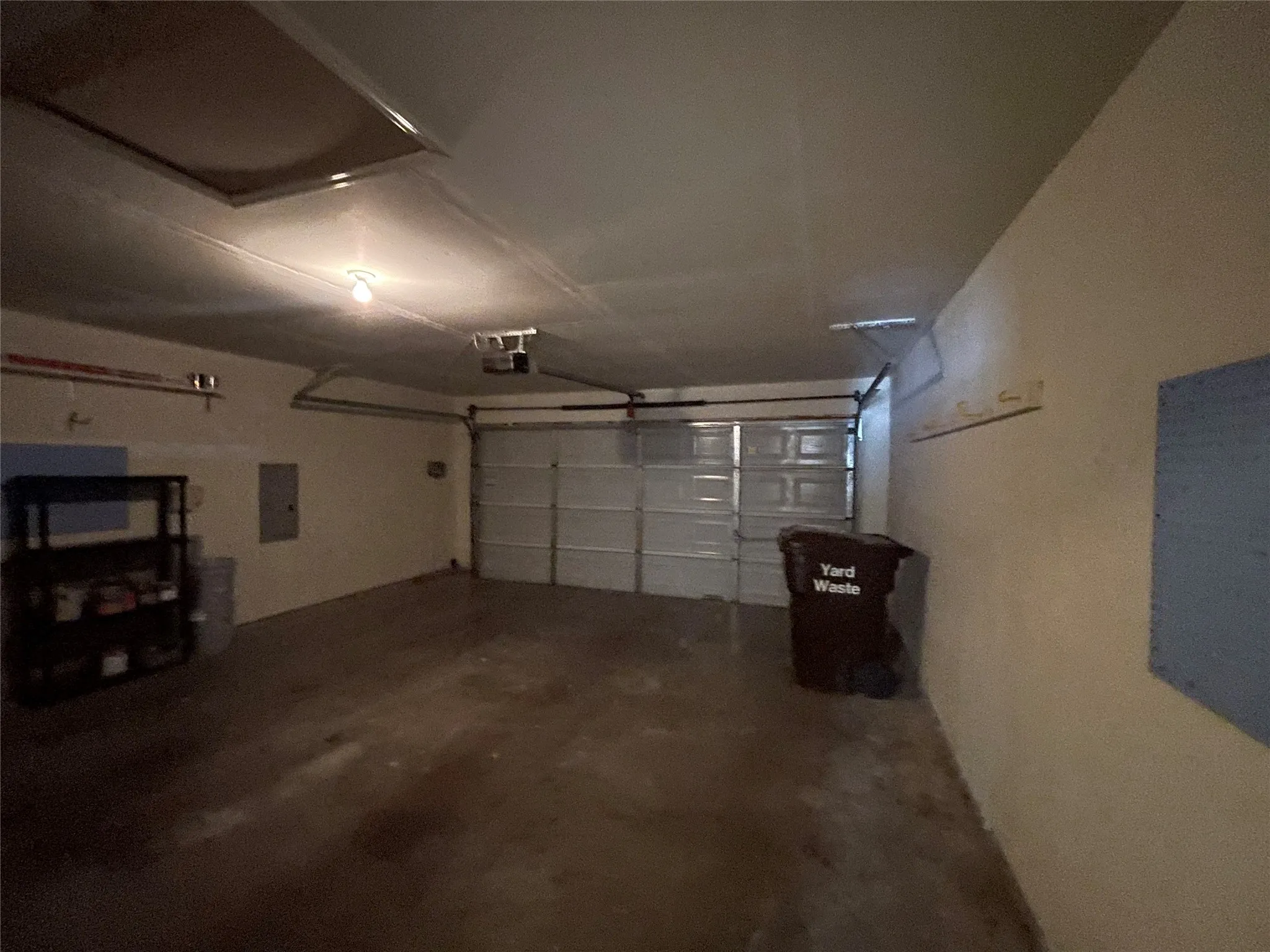 Single Family Residence For Sale in Denton County , 909 Greenbend Drive, Denton, Texas 76210, 3 Bedroom, 2 Bathroom, 2 Garage spaces, 1,515 Sqft, built in 2000, mls#21418965, Real Estate Agent in Denton, Homes For Sale in Denton county, Homes For Sale in Denton, Realtor in Denton Texas, Real Estate Brokerage Independent Realty Texas, Luminita Cordes Realtor