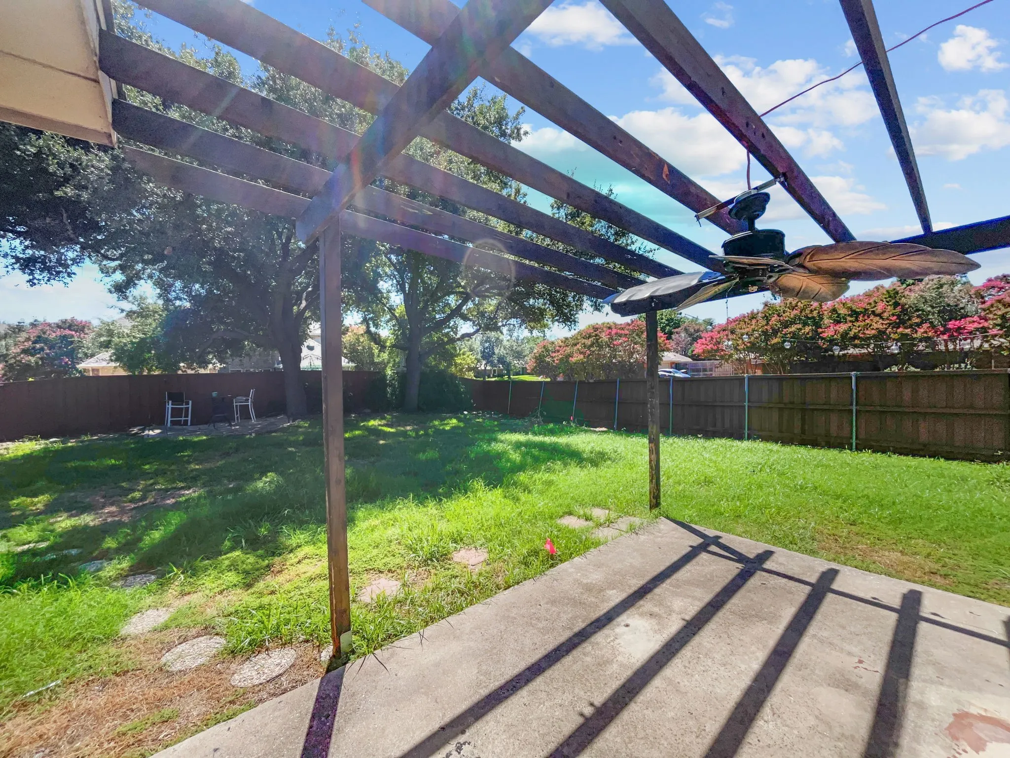 Single Family Residence For Rent in Collin County , 2132 Cliffside Drive, Plano, Texas 75023, 4 Bedroom, 3 Bathroom, 2 Garage spaces, 2,760 Sqft, built in 1993, mls#21420125, Real Estate Agent in Plano, Homes For Rent in Collin county, Homes For Rent in Plano, Realtor in Plano Texas, Real Estate Brokerage Independent Realty Texas, Luminita Cordes Realtor