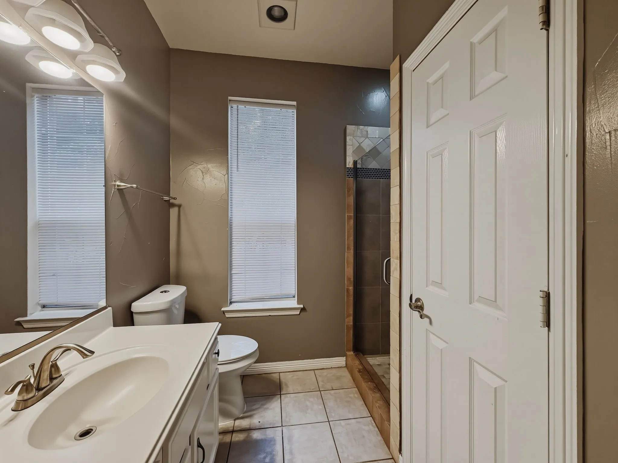 Single Family Residence For Rent in Collin County , 2132 Cliffside Drive, Plano, Texas 75023, 4 Bedroom, 3 Bathroom, 2 Garage spaces, 2,760 Sqft, built in 1993, mls#21420125, Real Estate Agent in Plano, Homes For Rent in Collin county, Homes For Rent in Plano, Realtor in Plano Texas, Real Estate Brokerage Independent Realty Texas, Luminita Cordes Realtor