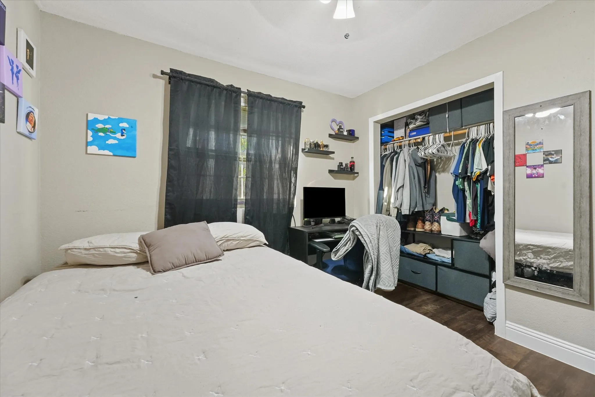 Single Family Residence For Sale in Tarrant County , 1405 Langston Street, Fort Worth, Texas 76105, 4 Bedroom, 3 Bathroom, Garage spaces, 1,456 Sqft, built in 1970, mls#21420128, Real Estate Agent in Fort Worth, Homes For Sale in Tarrant county, Homes For Sale in Fort Worth, Realtor in Fort Worth Texas, Real Estate Brokerage Independent Realty Texas, Luminita Cordes Realtor