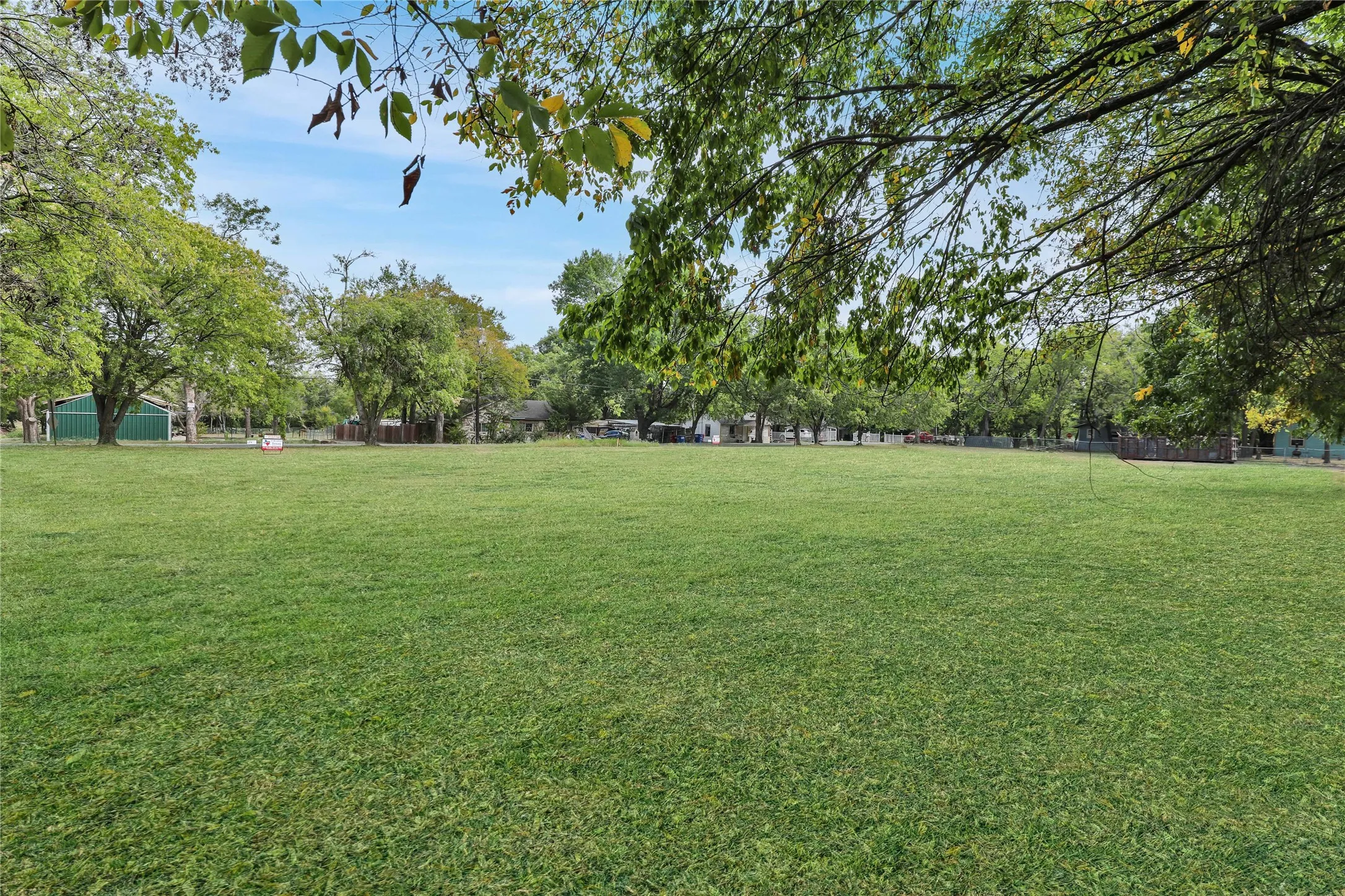 Unimproved Land For Sale in Collin County , 312 Davis St., Farmersville, Texas 75442, 0, 0, Garage spaces, 0 Sqft, built in 0, mls#21420143, Real Estate Agent in Farmersville, Homes For Sale in Collin county, Homes For Sale in Farmersville, Realtor in Farmersville Texas, Real Estate Brokerage Independent Realty Texas, Luminita Cordes Realtor