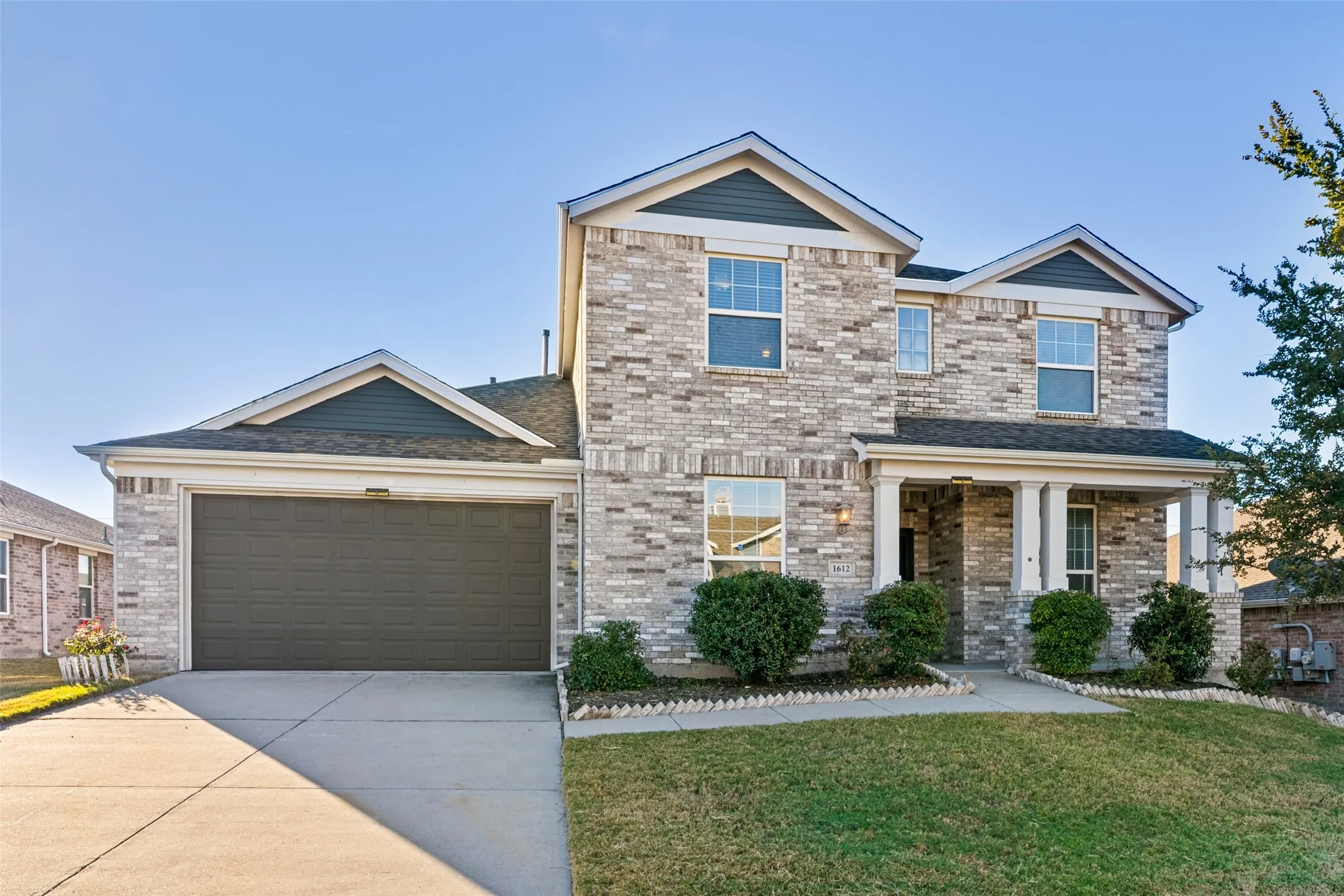 Single Family Residence For Rent in Collin County , 1612 Ringtail Drive, Wylie, Texas 75098, 5 Bedroom, 3 Bathroom, 2 Garage spaces, 2,805 Sqft, built in 2015, mls#21420161, Real Estate Agent in Wylie, Homes For Rent in Collin county, Homes For Rent in Wylie, Realtor in Wylie Texas, Real Estate Brokerage Independent Realty Texas, Luminita Cordes Realtor