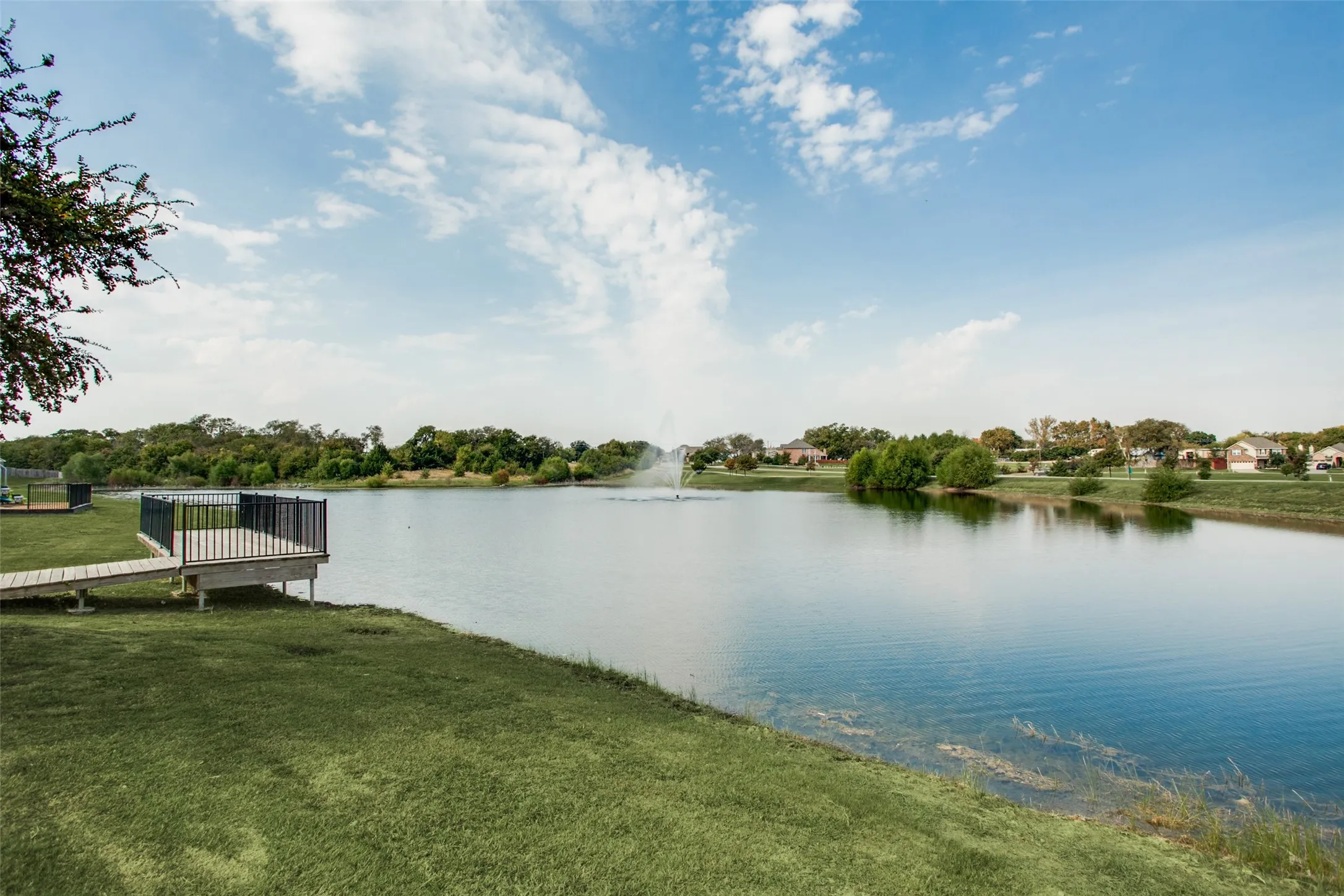Single Family Residence For Rent in Collin County , 1612 Ringtail Drive, Wylie, Texas 75098, 5 Bedroom, 3 Bathroom, 2 Garage spaces, 2,805 Sqft, built in 2015, mls#21420161, Real Estate Agent in Wylie, Homes For Rent in Collin county, Homes For Rent in Wylie, Realtor in Wylie Texas, Real Estate Brokerage Independent Realty Texas, Luminita Cordes Realtor