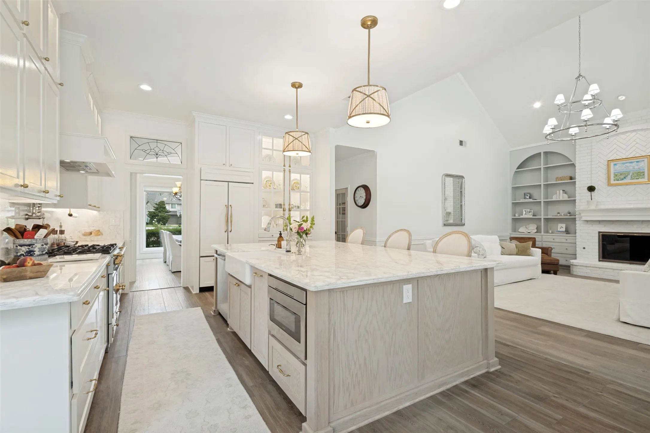 Single Family Residence For Sale in Denton County , 5001 Forest Hill Circle, Flower Mound, Texas 75028, 4 Bedroom, 3 Bathroom, 5 Garage spaces, 3,770 Sqft, built in 1992, mls#21420081, Real Estate Agent in Flower Mound, Homes For Sale in Denton county, Homes For Sale in Flower Mound, Realtor in Flower Mound Texas, Real Estate Brokerage Independent Realty Texas, Luminita Cordes Realtor