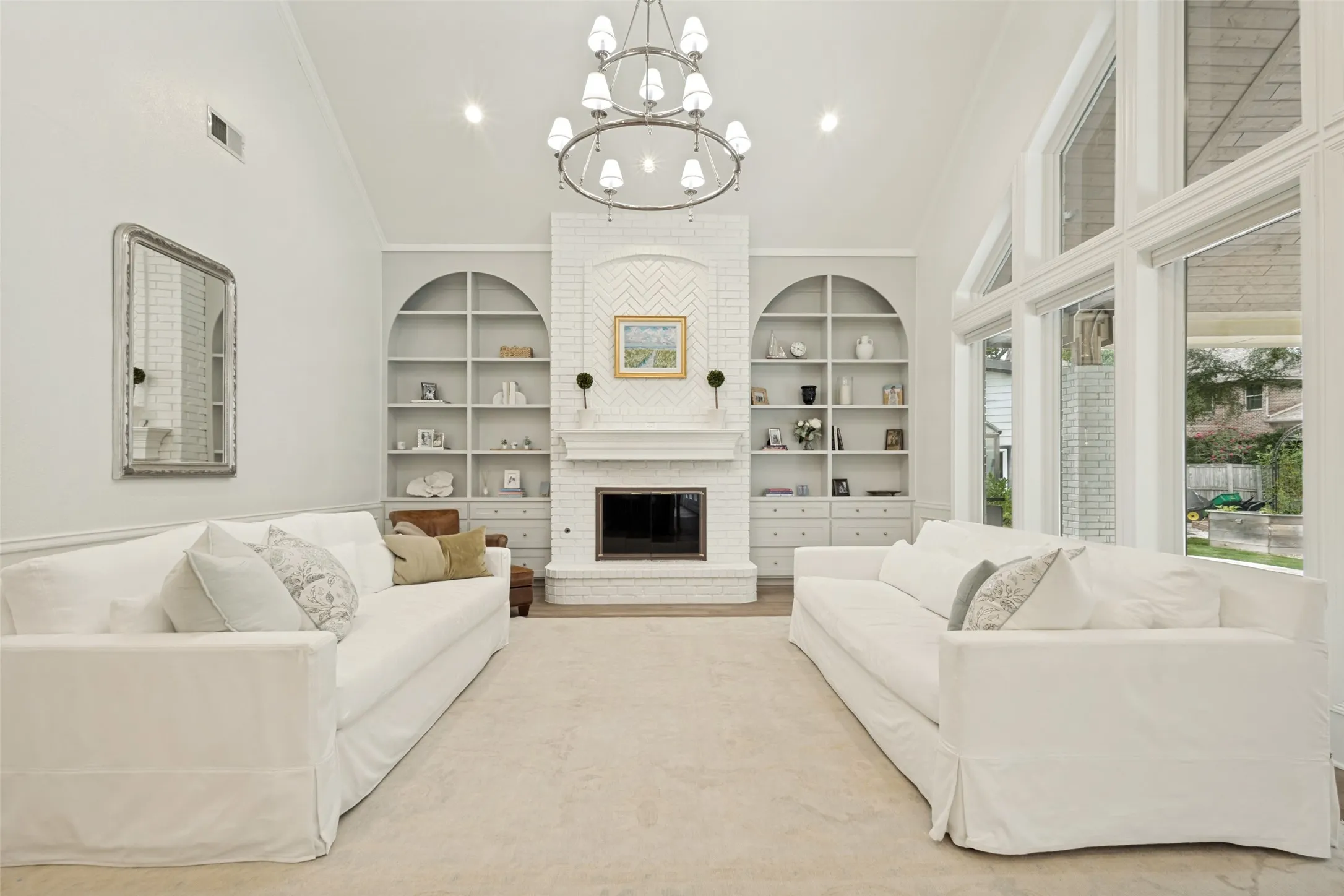 Single Family Residence For Sale in Denton County , 5001 Forest Hill Circle, Flower Mound, Texas 75028, 4 Bedroom, 3 Bathroom, 5 Garage spaces, 3,770 Sqft, built in 1992, mls#21420081, Real Estate Agent in Flower Mound, Homes For Sale in Denton county, Homes For Sale in Flower Mound, Realtor in Flower Mound Texas, Real Estate Brokerage Independent Realty Texas, Luminita Cordes Realtor
