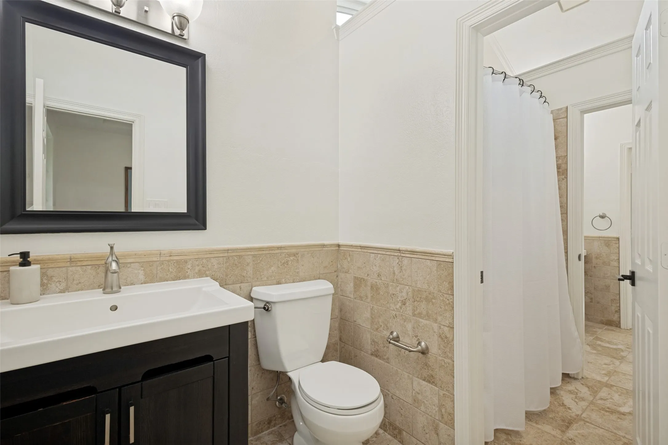Jack n Jill bathroom