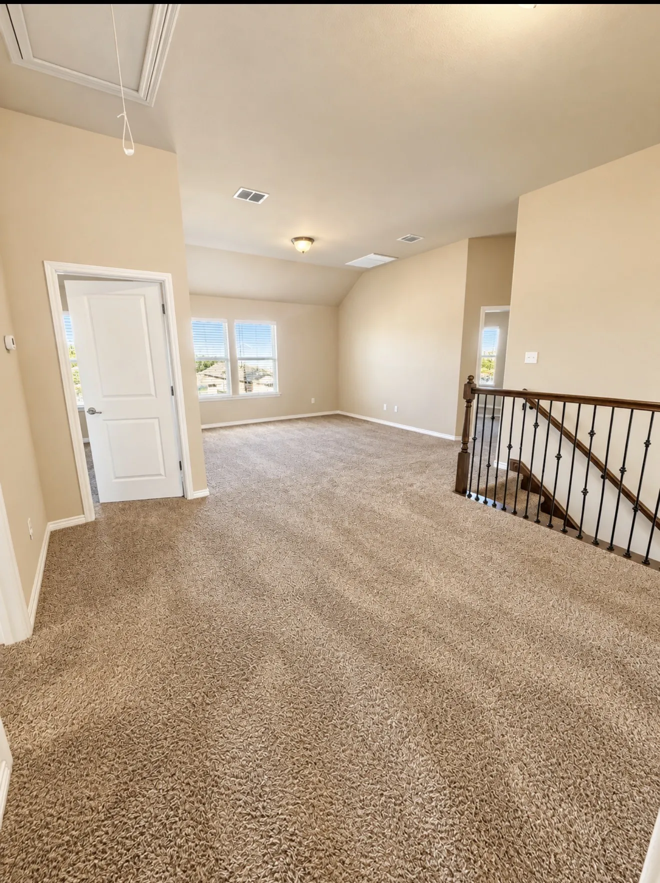 Single Family Residence For Rent in Denton County , 11625 Parade Drive, Frisco, Texas 75036, 4 Bedroom, 3 Bathroom, 2 Garage spaces, 2,929 Sqft, built in 2014, mls#21420129, Real Estate Agent in Frisco, Homes For Rent in Denton county, Homes For Rent in Frisco, Realtor in Frisco Texas, Real Estate Brokerage Independent Realty Texas, Luminita Cordes Realtor