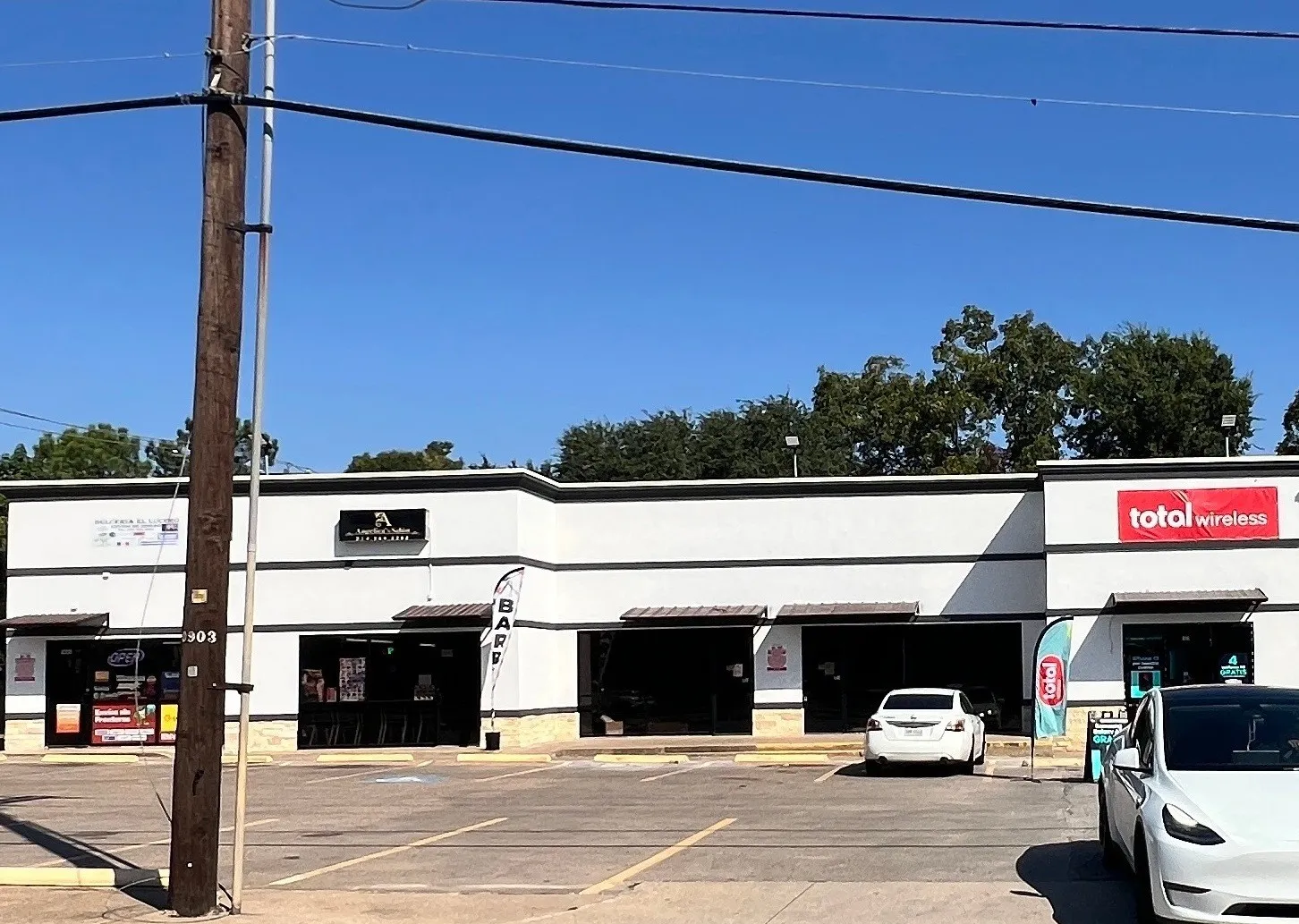Retail For Rent in Dallas County , 1441 W Kingsley Road 1435, Garland, Texas 75041, 0, 0, Garage spaces, 0 Sqft, built in 1984, mls#21420193, Real Estate Agent in Garland, Homes For Rent in Dallas county, Homes For Rent in Garland, Realtor in Garland Texas, Real Estate Brokerage Independent Realty Texas, Luminita Cordes Realtor