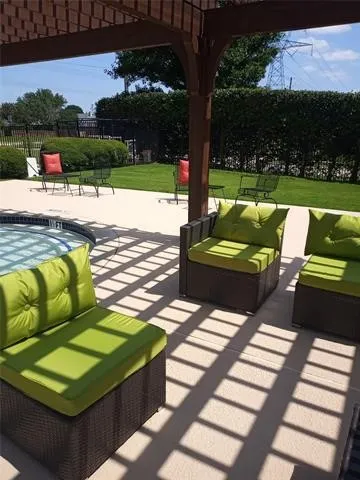 Single Family Residence For Rent in Collin County , 2032 Knights Court, Allen, Texas 75013, 3 Bedroom, 2 Bathroom, 2 Garage spaces, 2,400 Sqft, built in 1997, mls#21420198, Real Estate Agent in Allen, Homes For Rent in Collin county, Homes For Rent in Allen, Realtor in Allen Texas, Real Estate Brokerage Independent Realty Texas, Luminita Cordes Realtor
