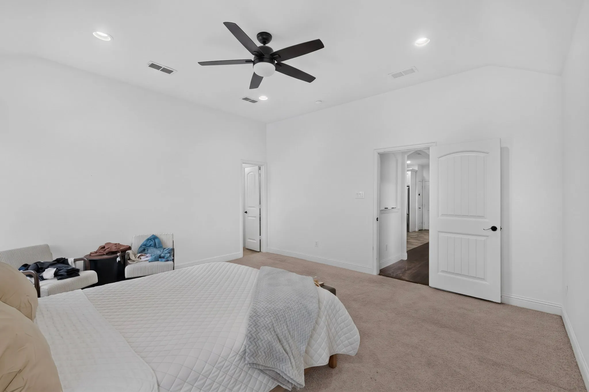 Single Family Residence For Rent in Dallas County , 6606 Windward View Drive, Rowlett, Texas 75088, 4 Bedroom, 4 Bathroom, 2 Garage spaces, 2,645 Sqft, built in 2017, mls#21420219, Real Estate Agent in Rowlett, Homes For Rent in Dallas county, Homes For Rent in Rowlett, Realtor in Rowlett Texas, Real Estate Brokerage Independent Realty Texas, Luminita Cordes Realtor