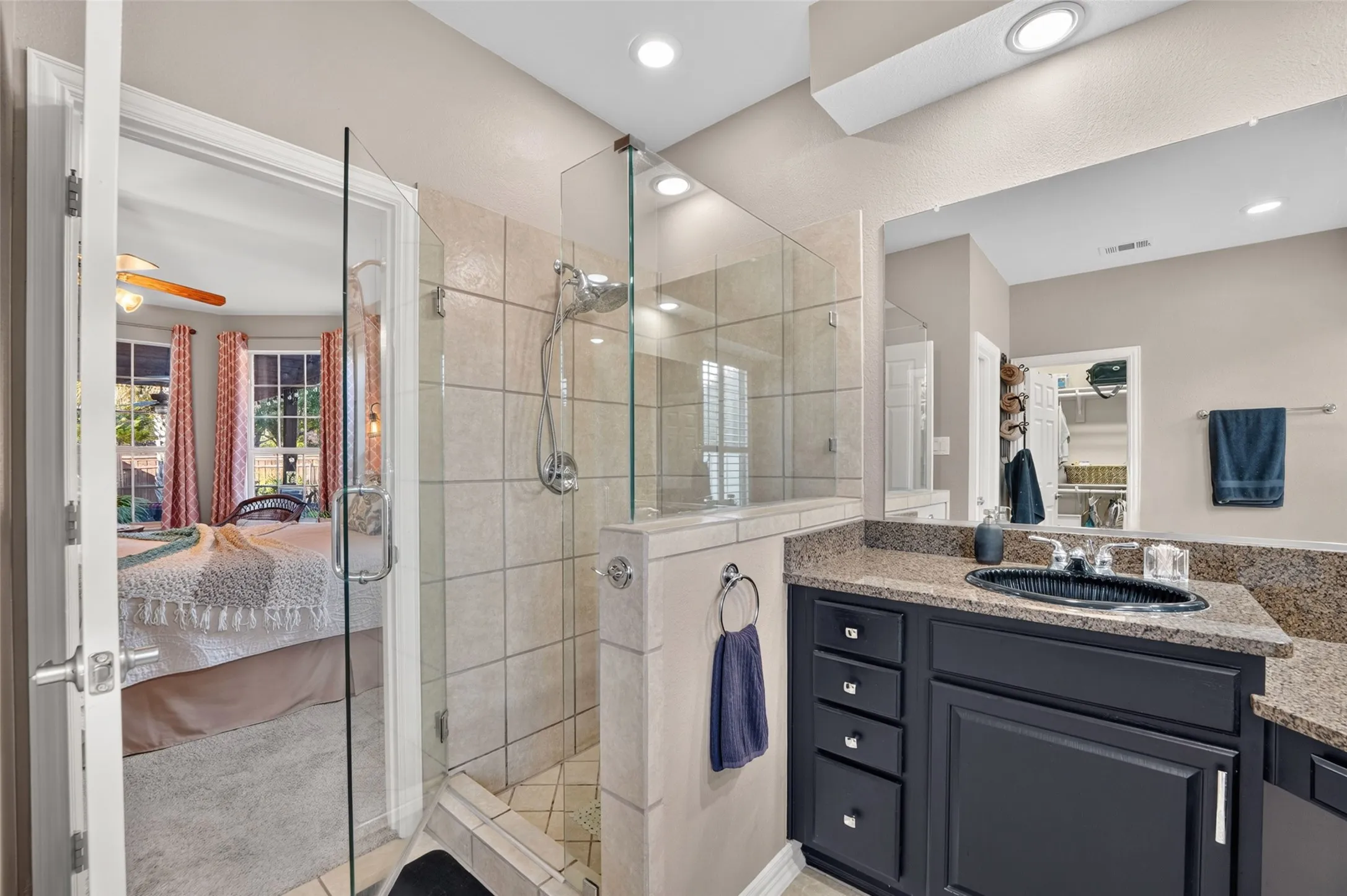 Single Family Residence For Sale in Collin County , 6531 Shadywood Drive, Frisco, Texas 75035, 4 Bedroom, 3 Bathroom, 2 Garage spaces, 2,783 Sqft, built in 2002, mls#21409899, Real Estate Agent in Frisco, Homes For Sale in Collin county, Homes For Sale in Frisco, Realtor in Frisco Texas, Real Estate Brokerage Independent Realty Texas, Luminita Cordes Realtor