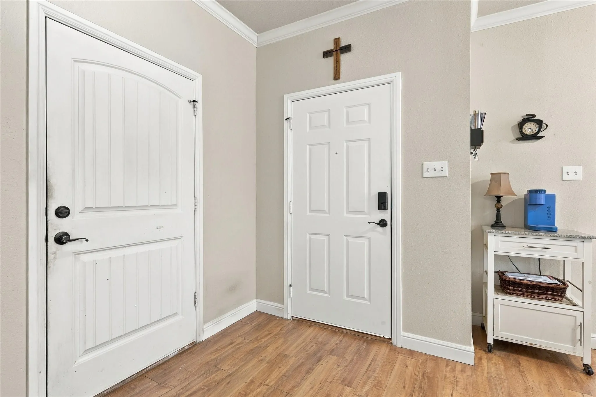 Single Family Residence For Sale in Denton County , 2924 Englefield Green, Denton, Texas 76207, 3 Bedroom, 2 Bathroom, 2 Garage spaces, 1,469 Sqft, built in 2011, mls#21419892, Real Estate Agent in Denton, Homes For Sale in Denton county, Homes For Sale in Denton, Realtor in Denton Texas, Real Estate Brokerage Independent Realty Texas, Luminita Cordes Realtor