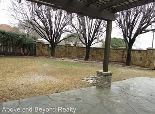 Single Family Residence For Rent in Tarrant County , 2639 Cedar View Drive, Arlington, Texas 76006, 4 Bedroom, 3 Bathroom, 2 Garage spaces, 2,680 Sqft, built in 1995, mls#21397252, Real Estate Agent in Arlington, Homes For Rent in Tarrant county, Homes For Rent in Arlington, Realtor in Arlington Texas, Real Estate Brokerage Independent Realty Texas, Luminita Cordes Realtor
