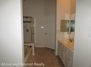 Single Family Residence For Rent in Tarrant County , 2639 Cedar View Drive, Arlington, Texas 76006, 4 Bedroom, 3 Bathroom, 2 Garage spaces, 2,680 Sqft, built in 1995, mls#21397252, Real Estate Agent in Arlington, Homes For Rent in Tarrant county, Homes For Rent in Arlington, Realtor in Arlington Texas, Real Estate Brokerage Independent Realty Texas, Luminita Cordes Realtor
