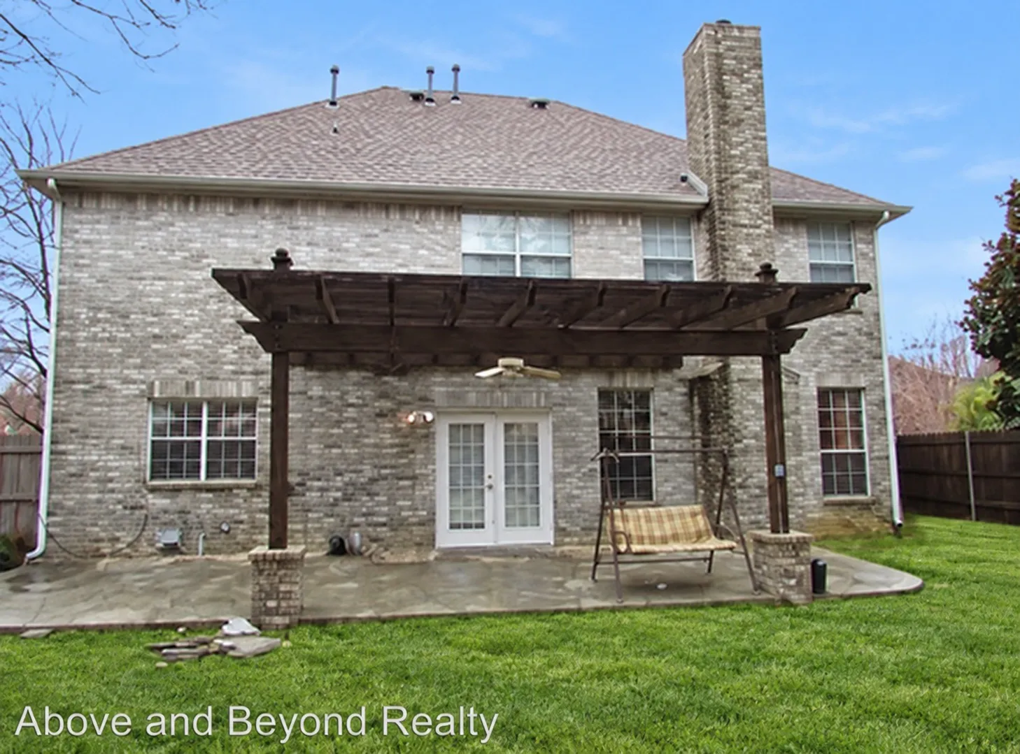 Single Family Residence For Rent in Tarrant County , 2639 Cedar View Drive, Arlington, Texas 76006, 4 Bedroom, 3 Bathroom, 2 Garage spaces, 2,680 Sqft, built in 1995, mls#21397252, Real Estate Agent in Arlington, Homes For Rent in Tarrant county, Homes For Rent in Arlington, Realtor in Arlington Texas, Real Estate Brokerage Independent Realty Texas, Luminita Cordes Realtor
