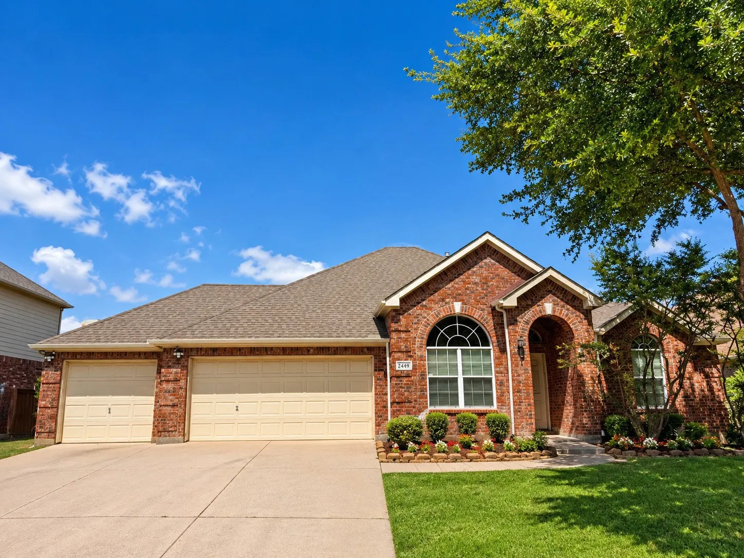 Single Family Residence For Rent