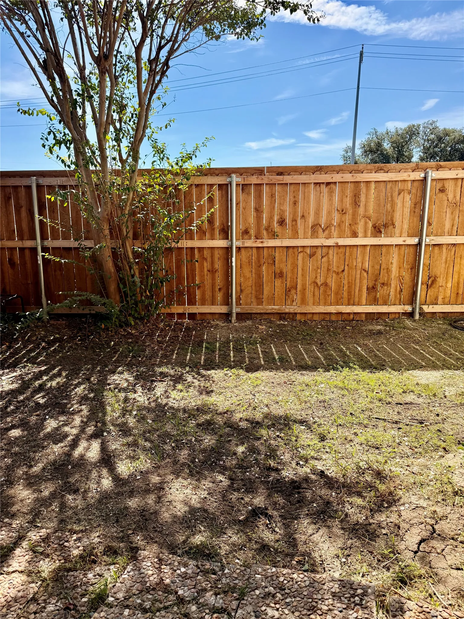 Townhouse For Rent in Dallas County , 4146 Towngate Boulevard, Garland, Texas 75041, 3 Bedroom, 3 Bathroom, 2 Garage spaces, 1,624 Sqft, built in 1975, mls#21420268, Real Estate Agent in Garland, Homes For Rent in Dallas county, Homes For Rent in Garland, Realtor in Garland Texas, Real Estate Brokerage Independent Realty Texas, Luminita Cordes Realtor