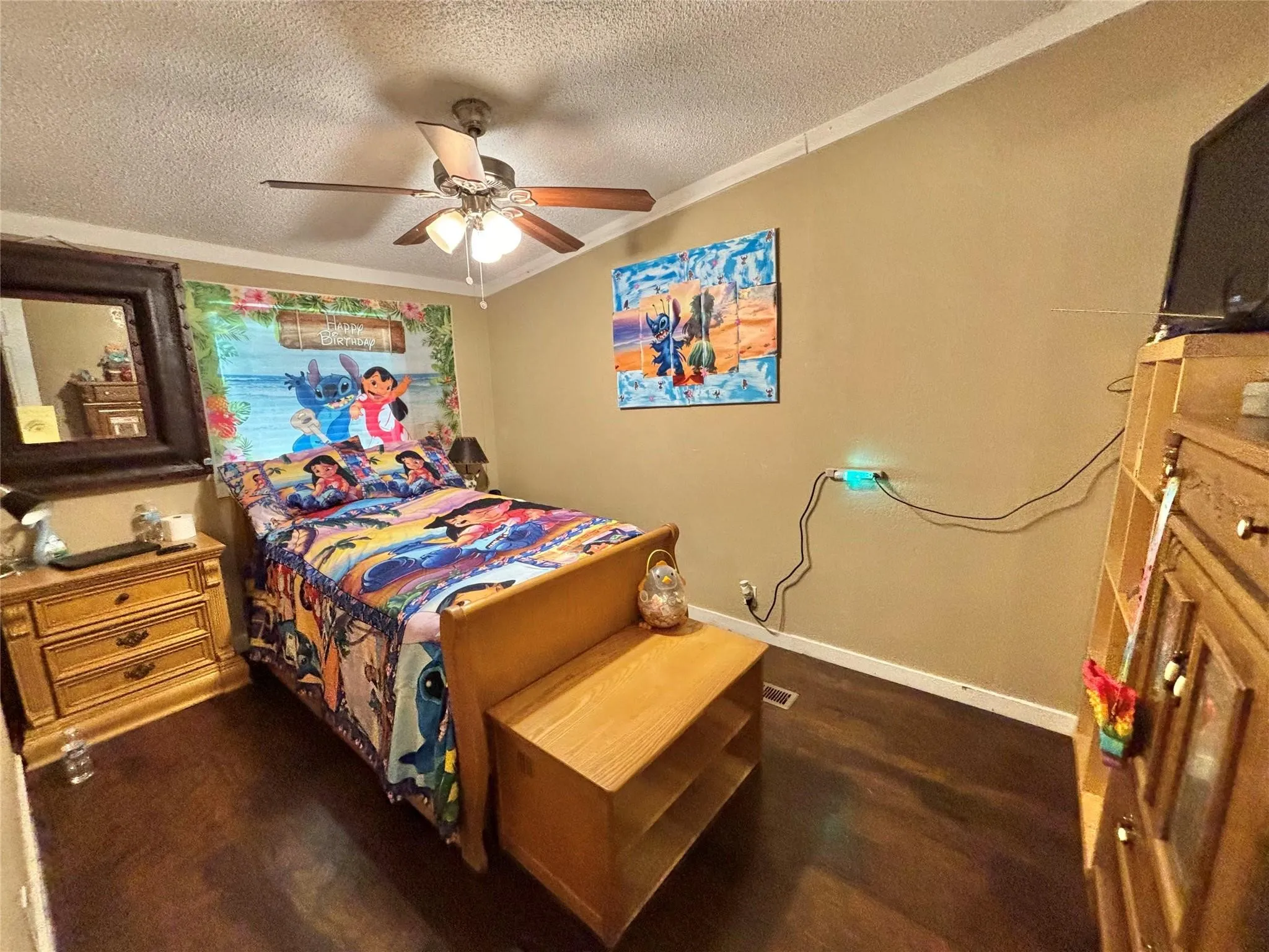 Manufactured Home For Sale in Parker County , 119 Overlook Trail, Azle, Texas 76020, 4 Bedroom, 2 Bathroom, Garage spaces, 1,288 Sqft, built in 1997, mls#21416992, Real Estate Agent in Azle, Homes For Sale in Parker county, Homes For Sale in Azle, Realtor in Azle Texas, Real Estate Brokerage Independent Realty Texas, Luminita Cordes Realtor