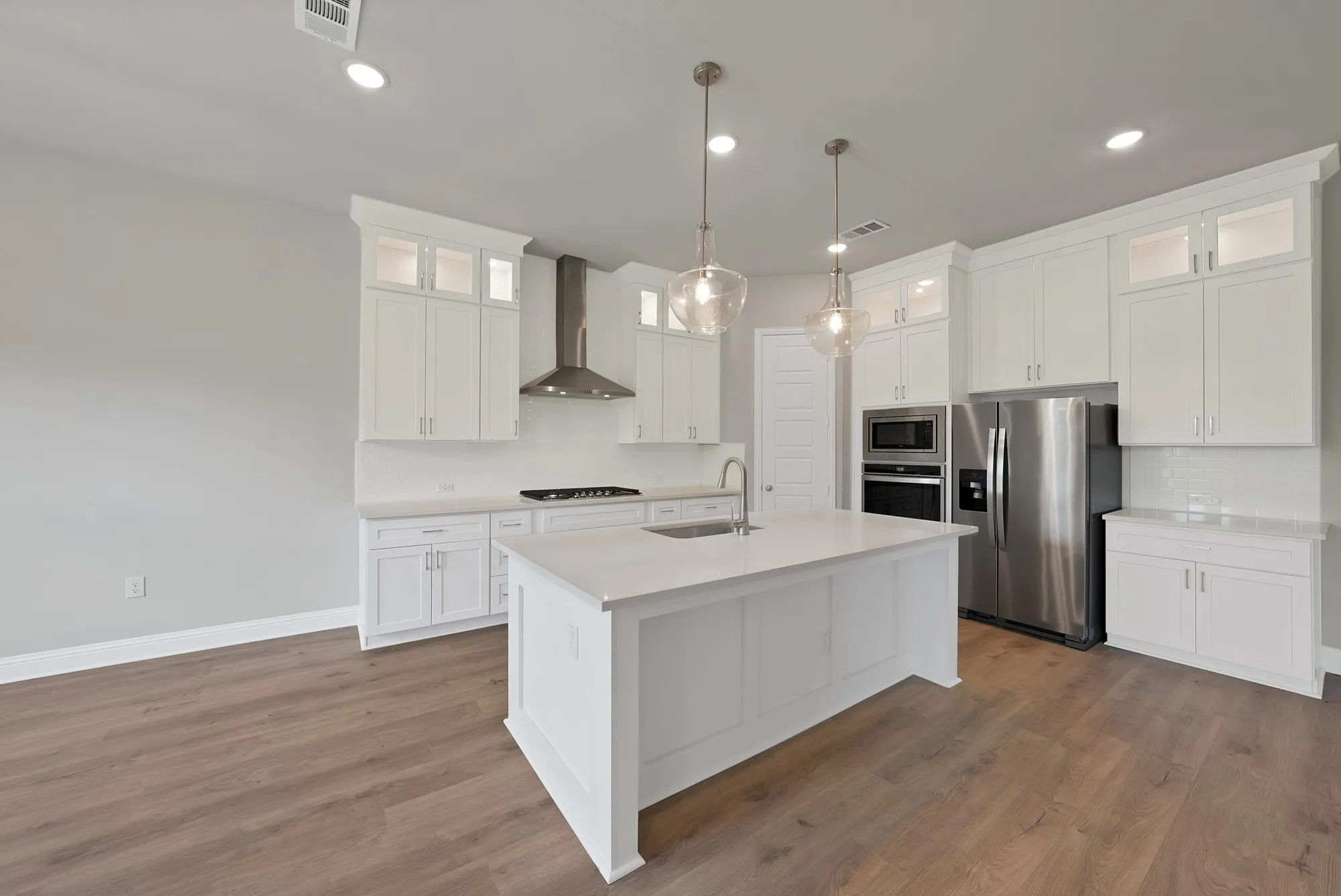 Single Family Residence For Rent in Collin County , 3113 Creek Meadow Drive, Anna, Texas 75409, 5 Bedroom, 5 Bathroom, 3 Garage spaces, 3,352 Sqft, built in 2022, mls#21419775, Real Estate Agent in Anna, Homes For Rent in Collin county, Homes For Rent in Anna, Realtor in Anna Texas, Real Estate Brokerage Independent Realty Texas, Luminita Cordes Realtor