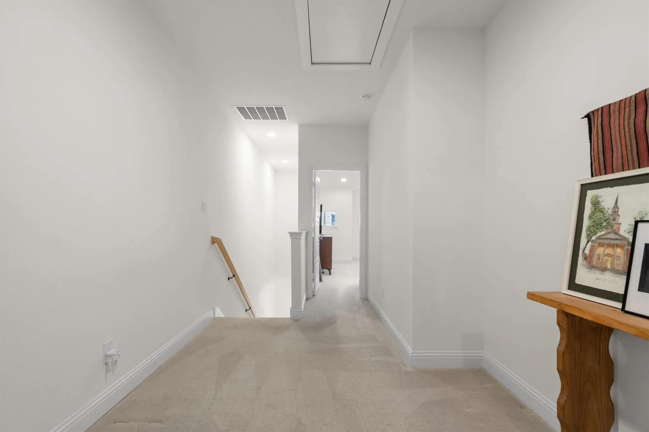 Townhouse For Rent in Tarrant County , 306 Sunset Lane, Fort Worth, Texas 76114, 3 Bedroom, 3 Bathroom, 2 Garage spaces, 1,900 Sqft, built in 2023, mls#21419936, Real Estate Agent in Fort Worth, Homes For Rent in Tarrant county, Homes For Rent in Fort Worth, Realtor in Fort Worth Texas, Real Estate Brokerage Independent Realty Texas, Luminita Cordes Realtor