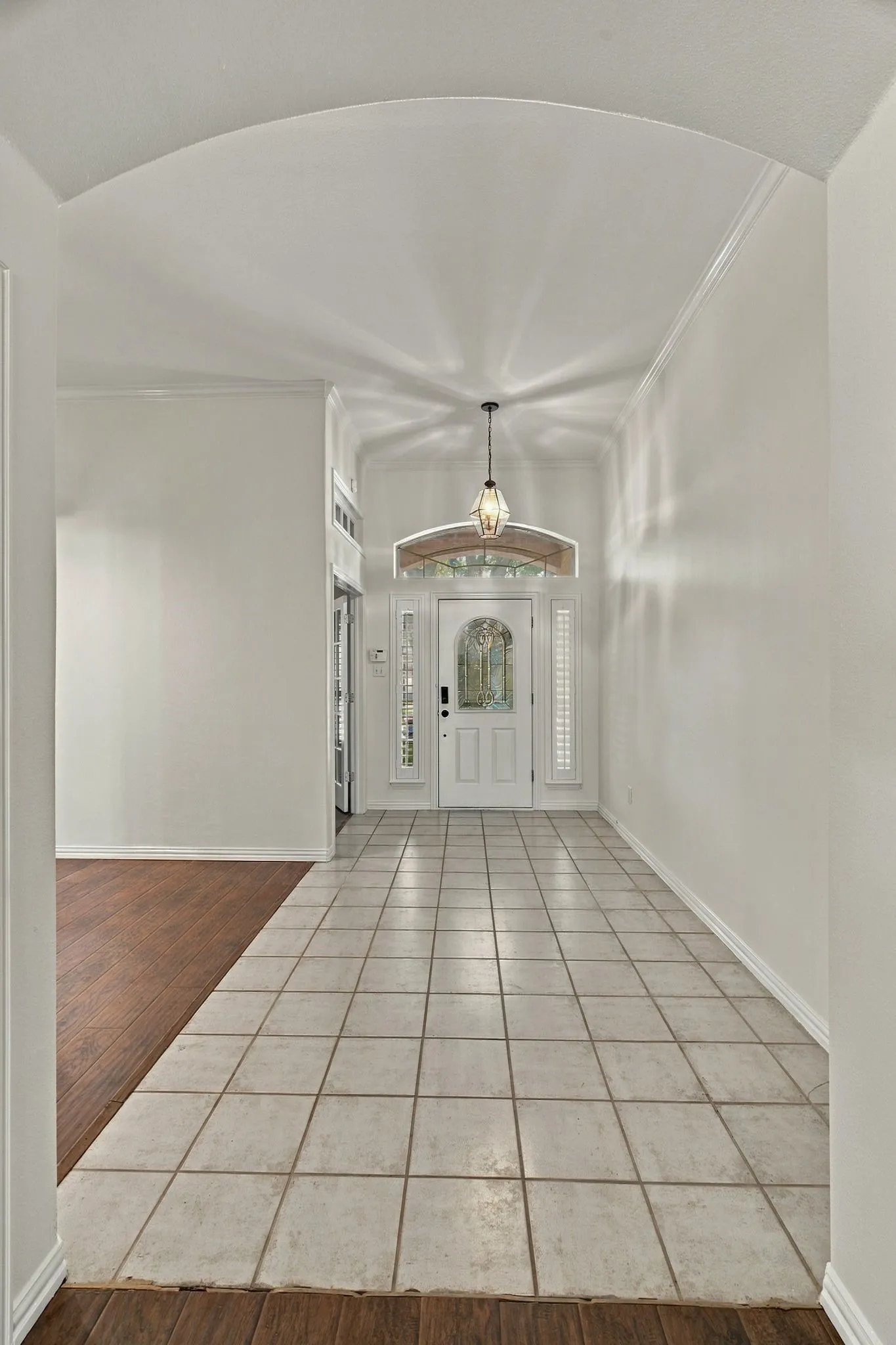 Single Family Residence For Sale in Tarrant County , 8532 Western Meadows Drive, Fort Worth, Texas 76244, 3 Bedroom, 2 Bathroom, 2 Garage spaces, 2,150 Sqft, built in 2000, mls#21420320, Real Estate Agent in Fort Worth, Homes For Sale in Tarrant county, Homes For Sale in Fort Worth, Realtor in Fort Worth Texas, Real Estate Brokerage Independent Realty Texas, Luminita Cordes Realtor