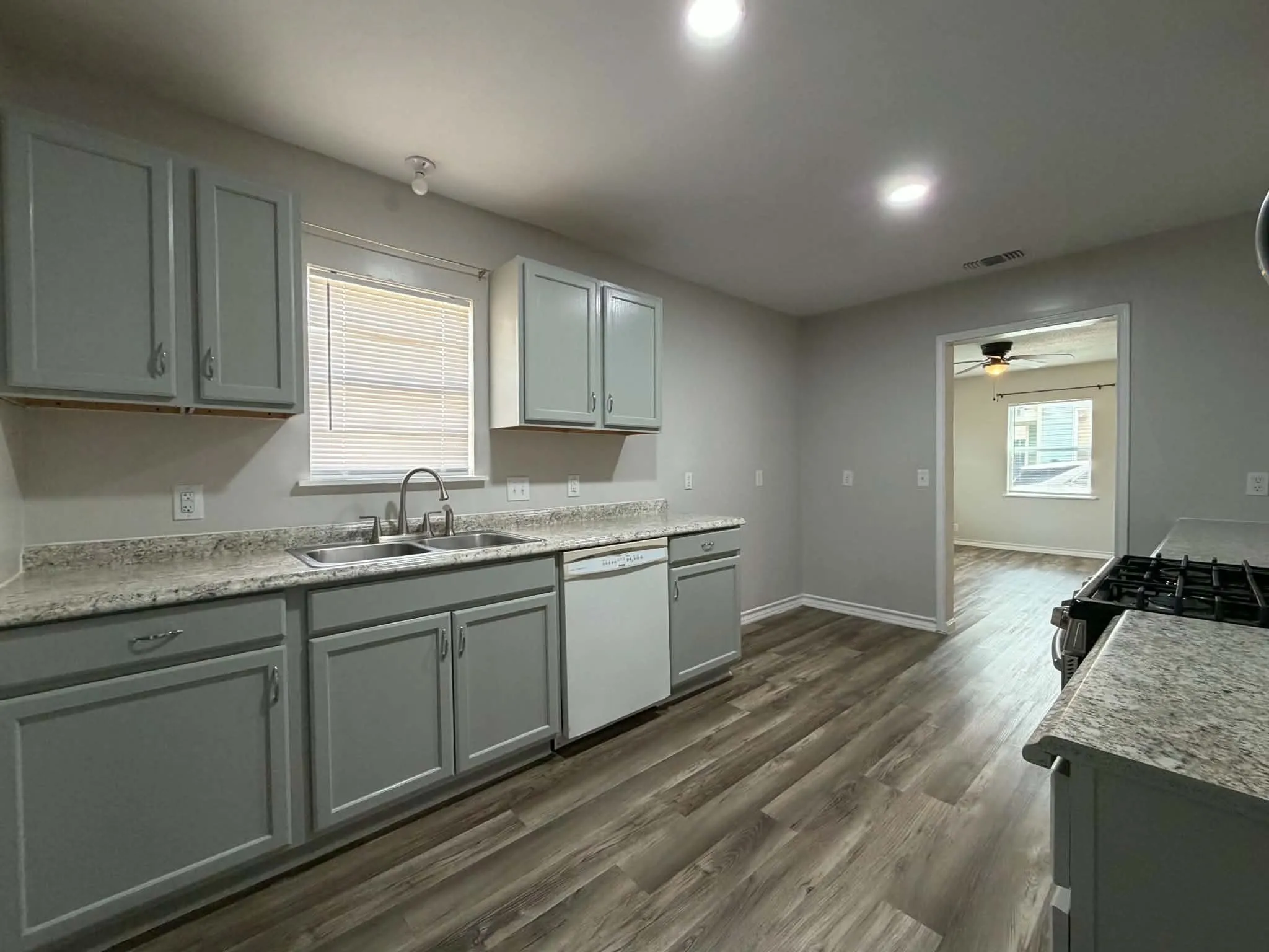 Single Family Residence For Sale in Wichita County , 1507 N 7th Street, Wichita Falls, Texas 76306, 3 Bedroom, 1 Bathroom, Garage spaces, 935 Sqft, built in 1944, mls#21420484, Real Estate Agent in Wichita Falls, Homes For Sale in Wichita county, Homes For Sale in Wichita Falls, Realtor in Wichita Falls Texas, Real Estate Brokerage Independent Realty Texas, Luminita Cordes Realtor