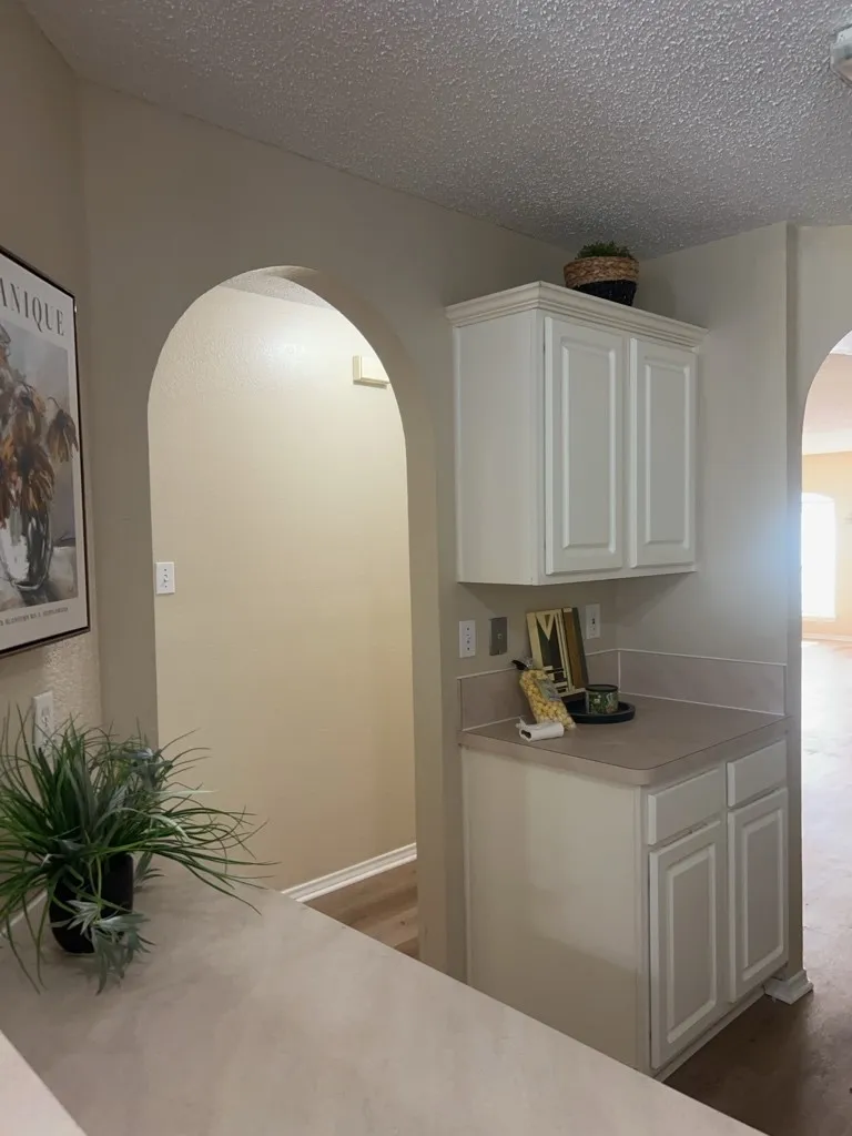 Single Family Residence For Rent in Tarrant County , 631 Blueberry Hill Lane, Mansfield, Texas 76063, 3 Bedroom, 2 Bathroom, 2 Garage spaces, 1,805 Sqft, built in 1999, mls#21420491, Real Estate Agent in Mansfield, Homes For Rent in Tarrant county, Homes For Rent in Mansfield, Realtor in Mansfield Texas, Real Estate Brokerage Independent Realty Texas, Luminita Cordes Realtor