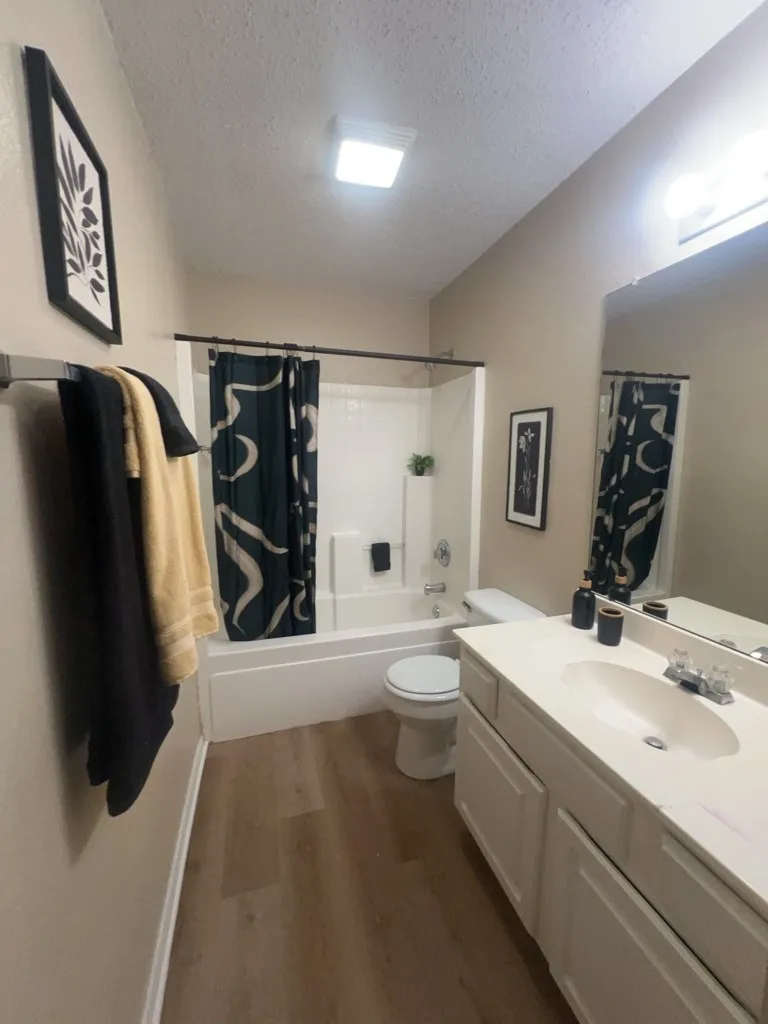 Single Family Residence For Rent in Tarrant County , 631 Blueberry Hill Lane, Mansfield, Texas 76063, 3 Bedroom, 2 Bathroom, 2 Garage spaces, 1,805 Sqft, built in 1999, mls#21420491, Real Estate Agent in Mansfield, Homes For Rent in Tarrant county, Homes For Rent in Mansfield, Realtor in Mansfield Texas, Real Estate Brokerage Independent Realty Texas, Luminita Cordes Realtor