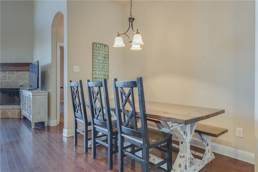 Single Family Residence For Rent in Rockwall County , 423 Florence Drive, Fate, Texas 75087, 3 Bedroom, 5 Bathroom, 2 Garage spaces, 2,936 Sqft, built in 2014, mls#21420488, Real Estate Agent in Fate, Homes For Rent in Rockwall county, Homes For Rent in Fate, Realtor in Fate Texas, Real Estate Brokerage Independent Realty Texas, Luminita Cordes Realtor