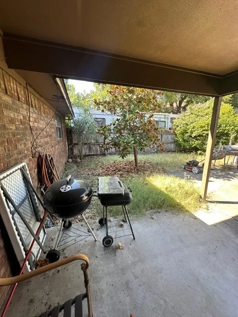 Single Family Residence For Sale in Dallas County , 545 Renee Lane, De Soto, Texas 75115, 3 Bedroom, 2 Bathroom, 2 Garage spaces, 1,718 Sqft, built in 1984, mls#21418042, Real Estate Agent in De Soto, Homes For Sale in Dallas county, Homes For Sale in De Soto, Realtor in De Soto Texas, Real Estate Brokerage Independent Realty Texas, Luminita Cordes Realtor