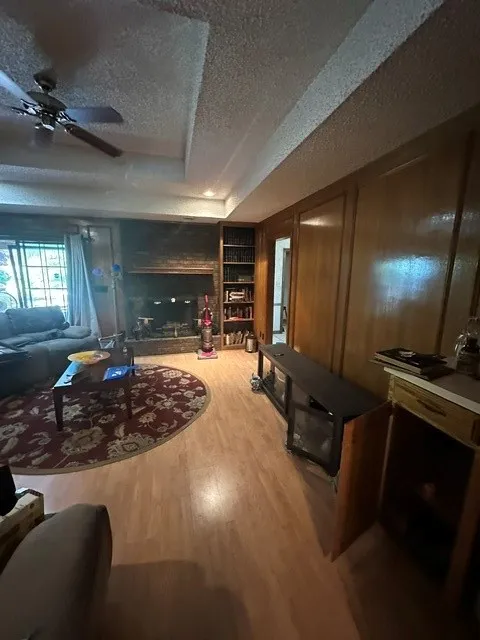 Single Family Residence For Sale in Dallas County , 545 Renee Lane, De Soto, Texas 75115, 3 Bedroom, 2 Bathroom, 2 Garage spaces, 1,718 Sqft, built in 1984, mls#21418042, Real Estate Agent in De Soto, Homes For Sale in Dallas county, Homes For Sale in De Soto, Realtor in De Soto Texas, Real Estate Brokerage Independent Realty Texas, Luminita Cordes Realtor