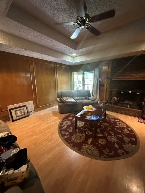 Single Family Residence For Sale in Dallas County , 545 Renee Lane, De Soto, Texas 75115, 3 Bedroom, 2 Bathroom, 2 Garage spaces, 1,718 Sqft, built in 1984, mls#21418042, Real Estate Agent in De Soto, Homes For Sale in Dallas county, Homes For Sale in De Soto, Realtor in De Soto Texas, Real Estate Brokerage Independent Realty Texas, Luminita Cordes Realtor