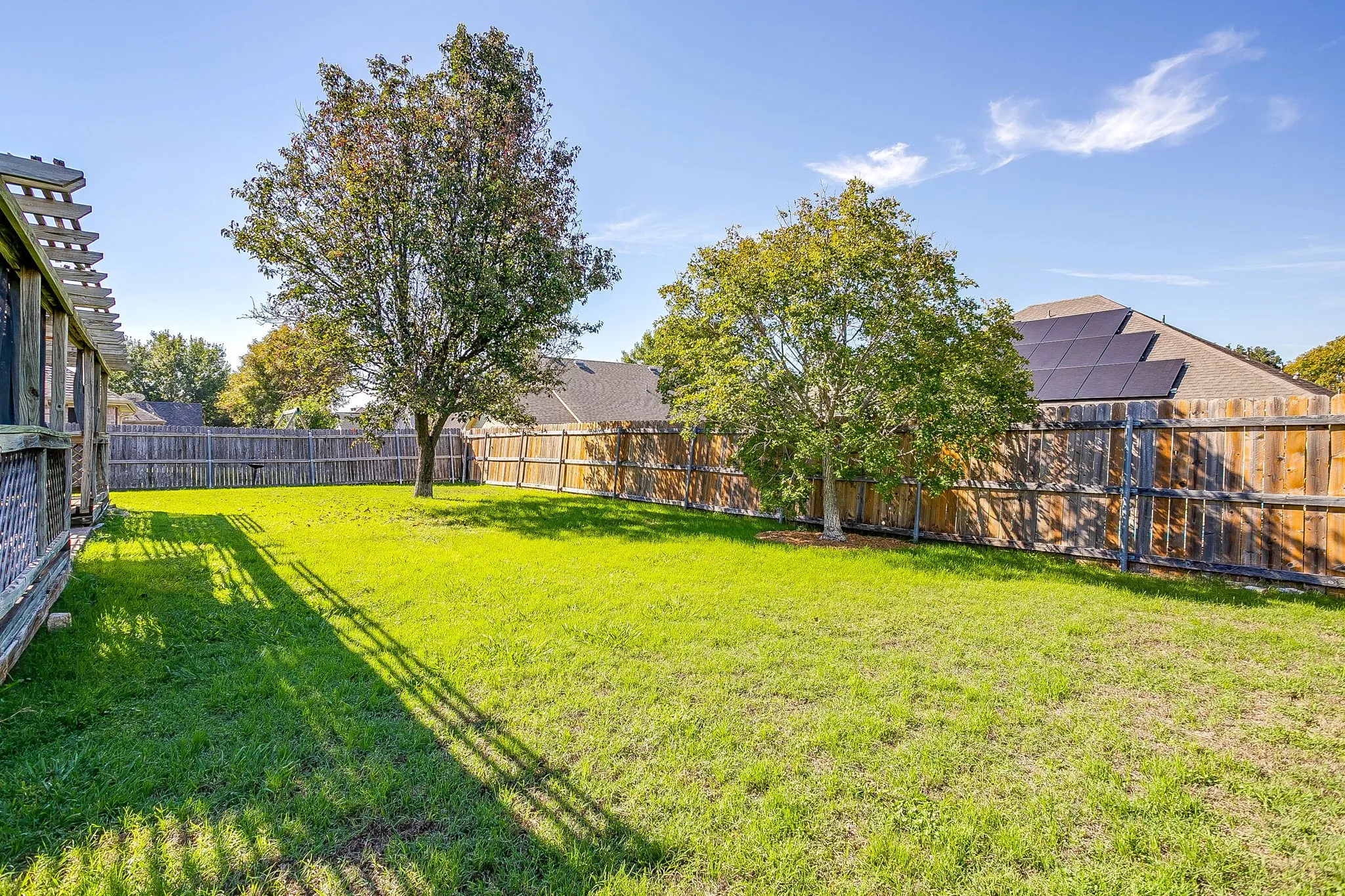 Single Family Residence For Rent in Parker County , 219 Aspen Loop, Aledo, Texas 76008, 3 Bedroom, 2 Bathroom, 2 Garage spaces, 1,754 Sqft, built in 1997, mls#21420011, Real Estate Agent in Aledo, Homes For Rent in Parker county, Homes For Rent in Aledo, Realtor in Aledo Texas, Real Estate Brokerage Independent Realty Texas, Luminita Cordes Realtor