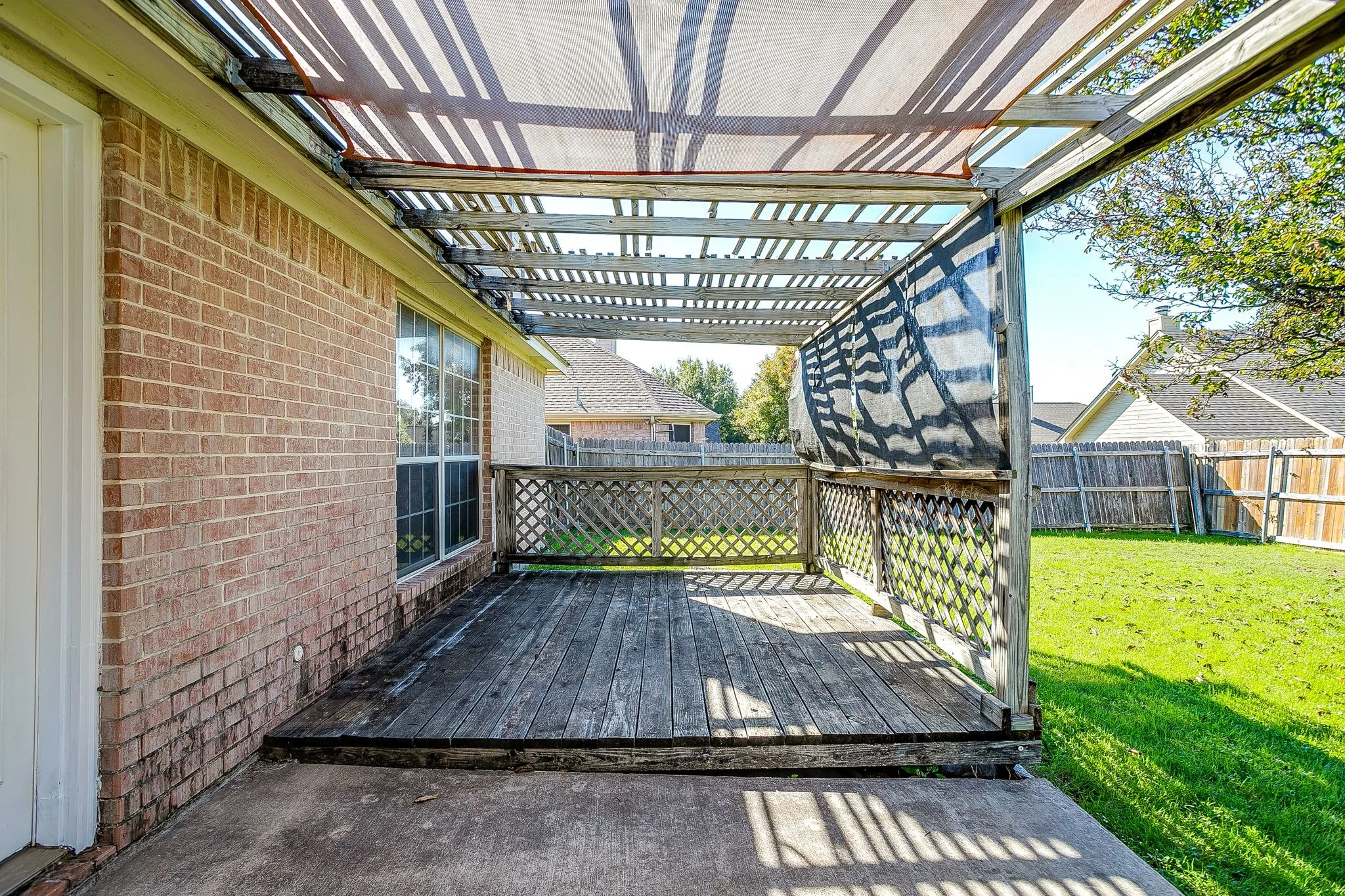 Single Family Residence For Rent in Parker County , 219 Aspen Loop, Aledo, Texas 76008, 3 Bedroom, 2 Bathroom, 2 Garage spaces, 1,754 Sqft, built in 1997, mls#21420011, Real Estate Agent in Aledo, Homes For Rent in Parker county, Homes For Rent in Aledo, Realtor in Aledo Texas, Real Estate Brokerage Independent Realty Texas, Luminita Cordes Realtor
