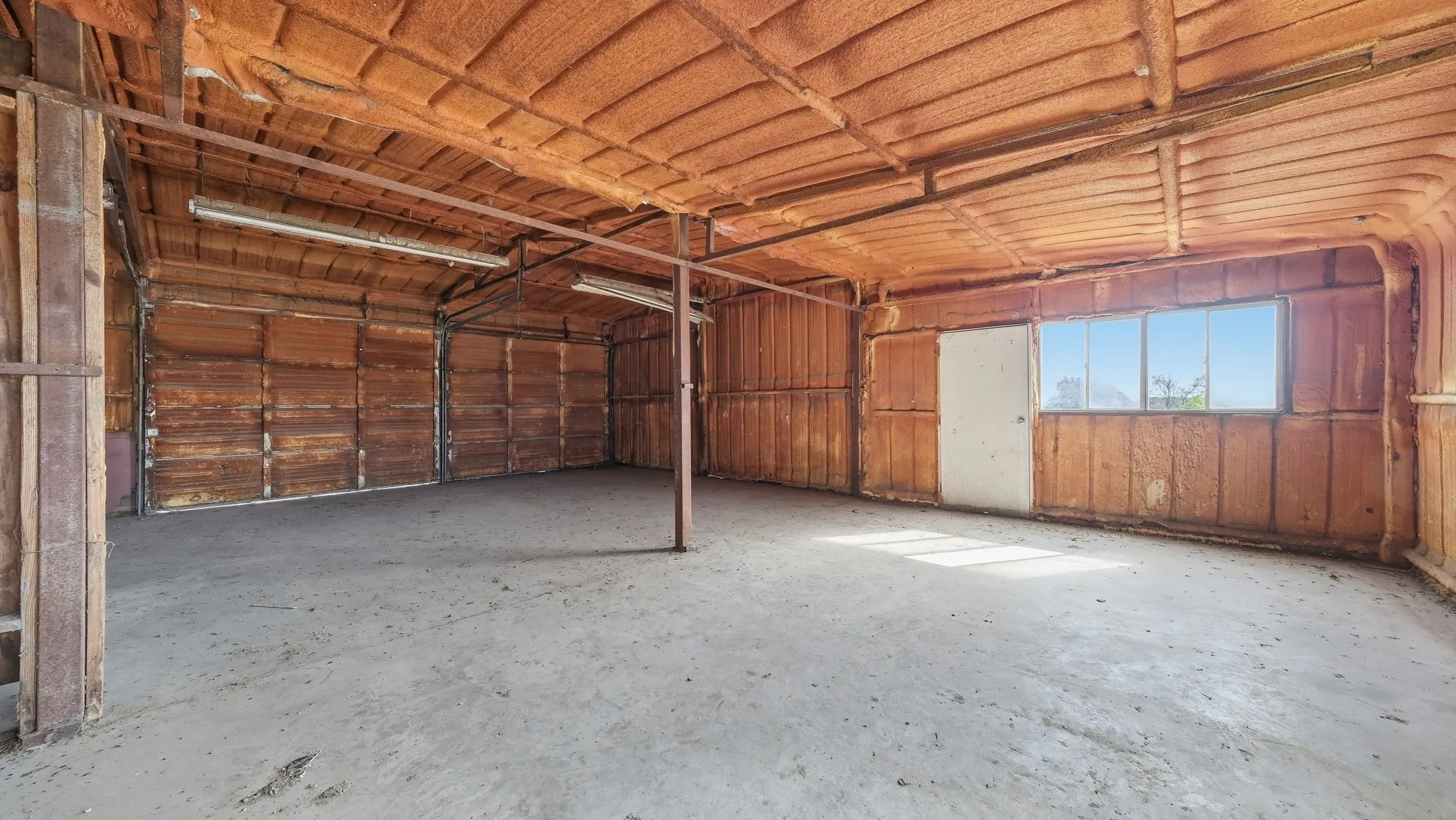 Single Family Residence For Sale in Parker County , 590 Don Propp Road, Azle, Texas 76020, 1 Bedroom, 1 Bathroom, Garage spaces, 1,480 Sqft, built in 1994, mls#21420564, Real Estate Agent in Azle, Homes For Sale in Parker county, Homes For Sale in Azle, Realtor in Azle Texas, Real Estate Brokerage Independent Realty Texas, Luminita Cordes Realtor